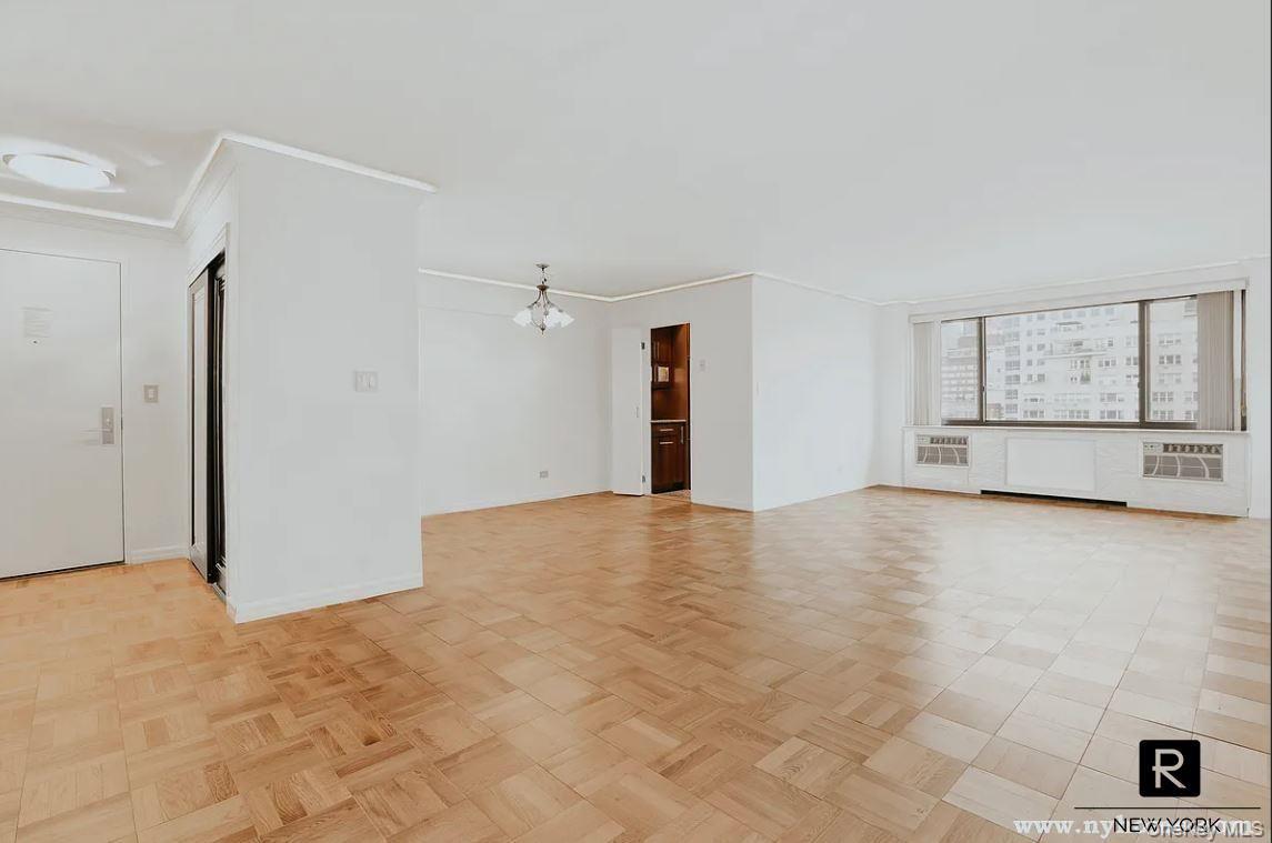 420 East 64th Street # E-10D, New York (Manhattan), NY 10065