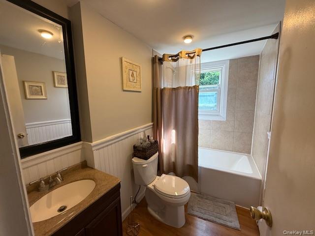 28 Lockwood Avenue, Farmingdale, NY 11735