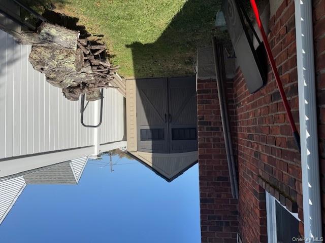 28 Lockwood Avenue, Farmingdale, NY 11735