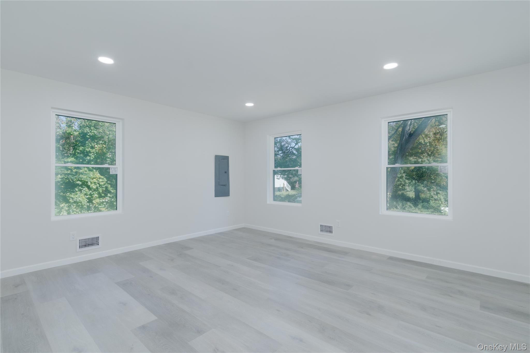 108 McKinley Drive, Mastic Beach, NY 11951