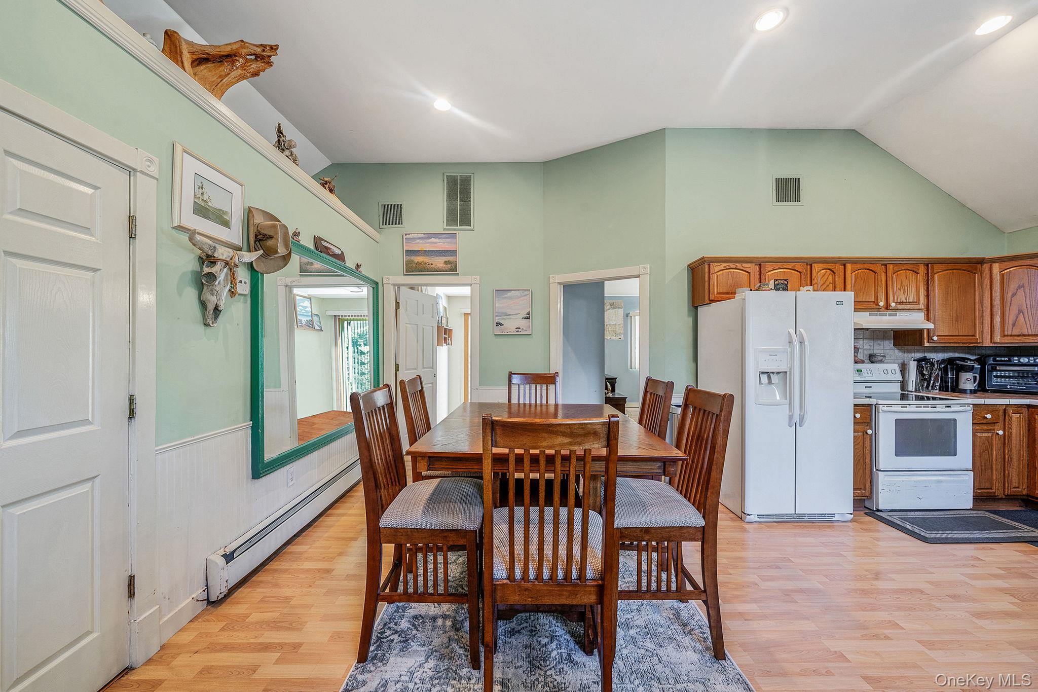 6 Sound Beach Boulevard, Sound Beach, NY 11789