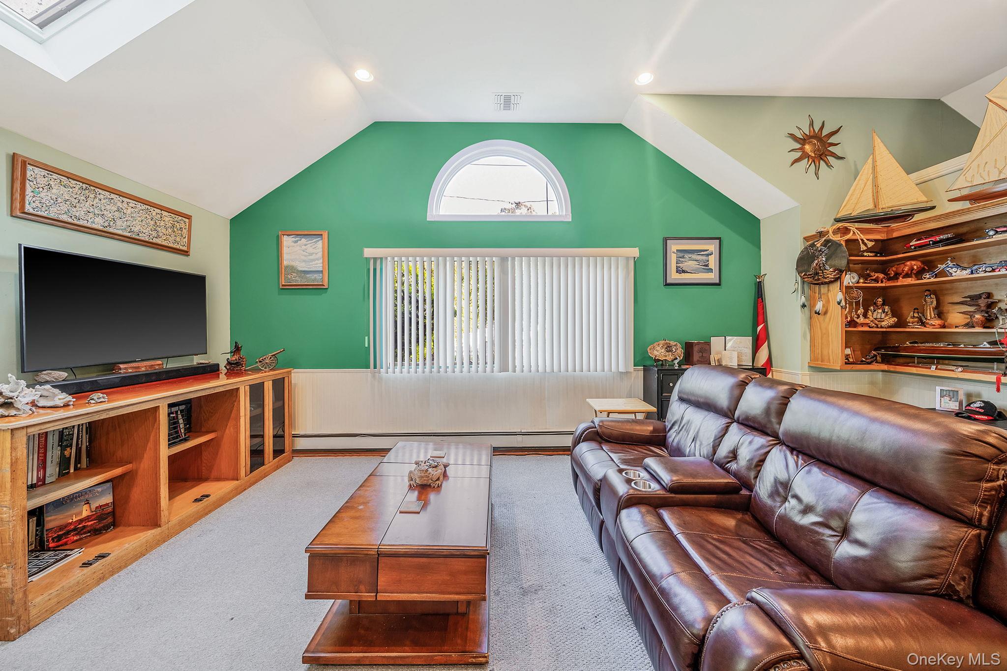 6 Sound Beach Boulevard, Sound Beach, NY 11789