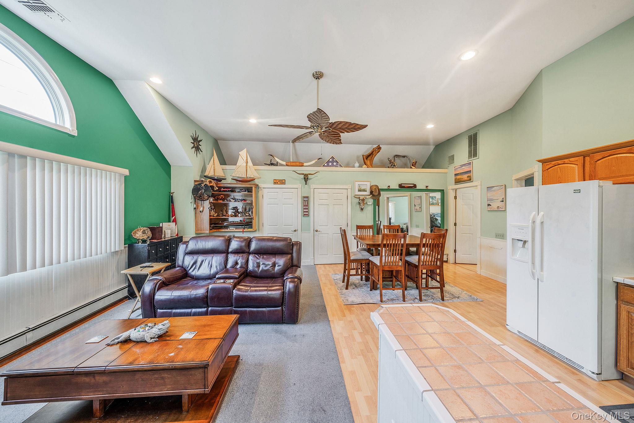 6 Sound Beach Boulevard, Sound Beach, NY 11789