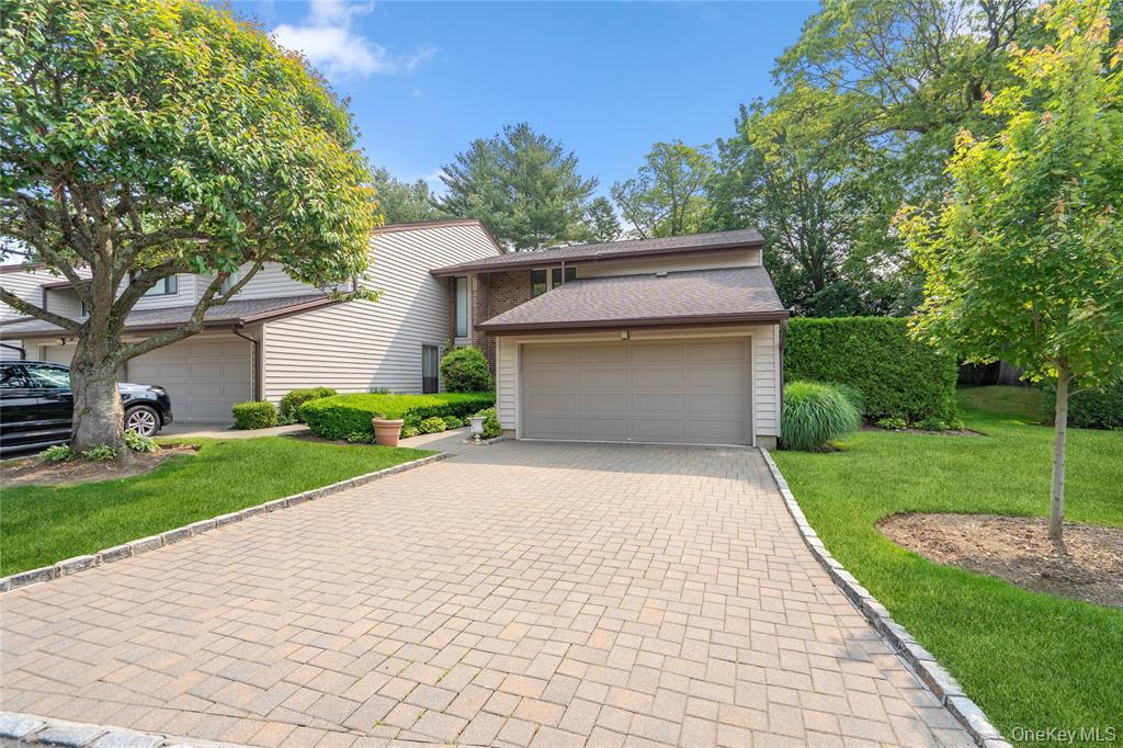 55 Maple Run Drive, Jericho, NY 11753