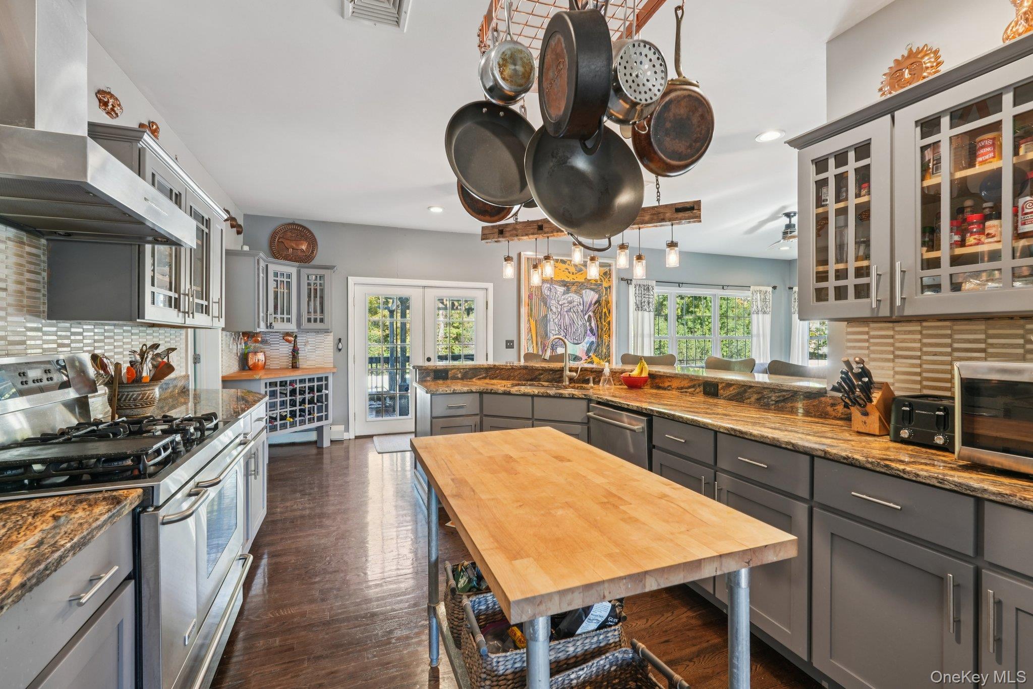 18 Baron Drive, Warwick, NY 10990