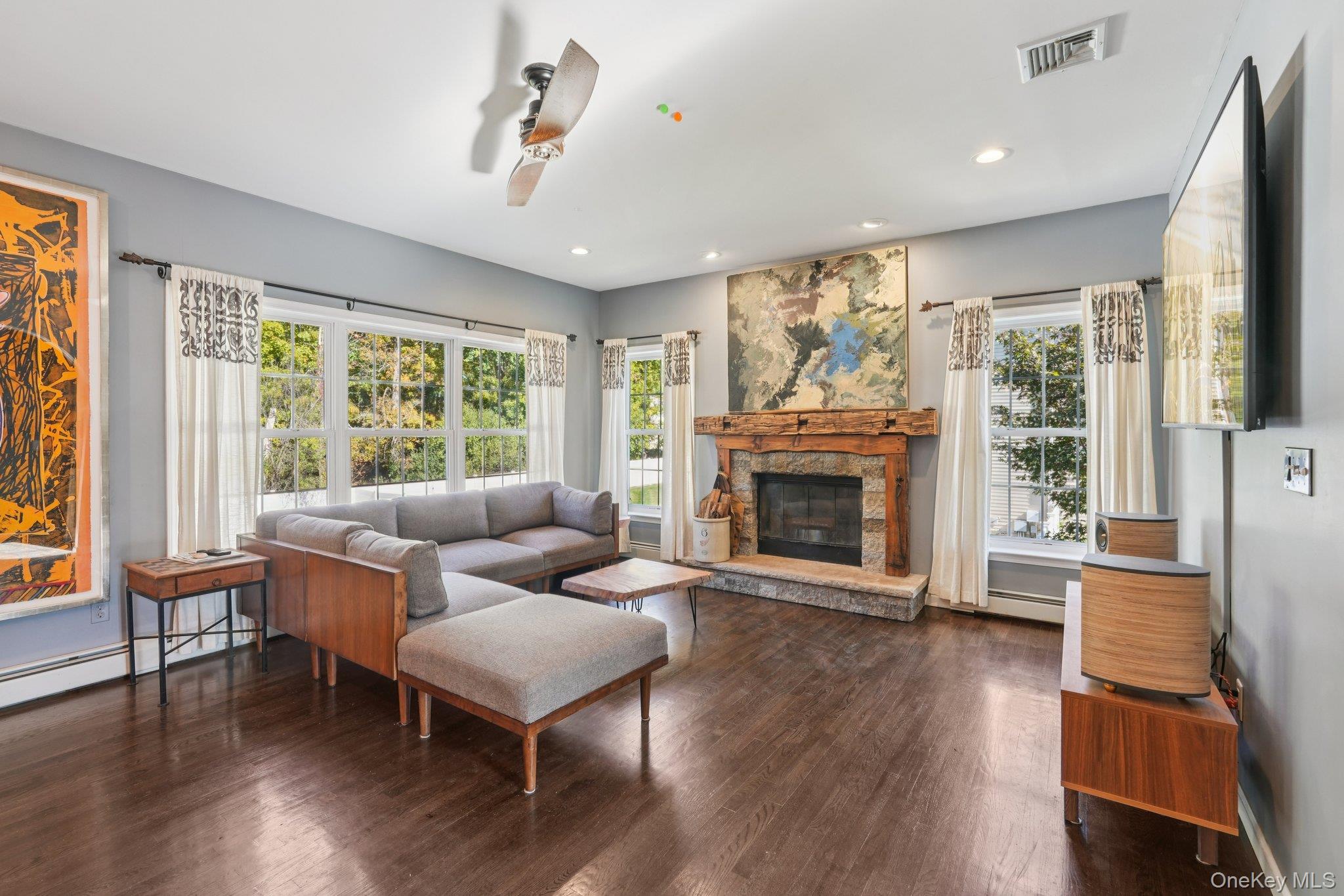 18 Baron Drive, Warwick, NY 10990