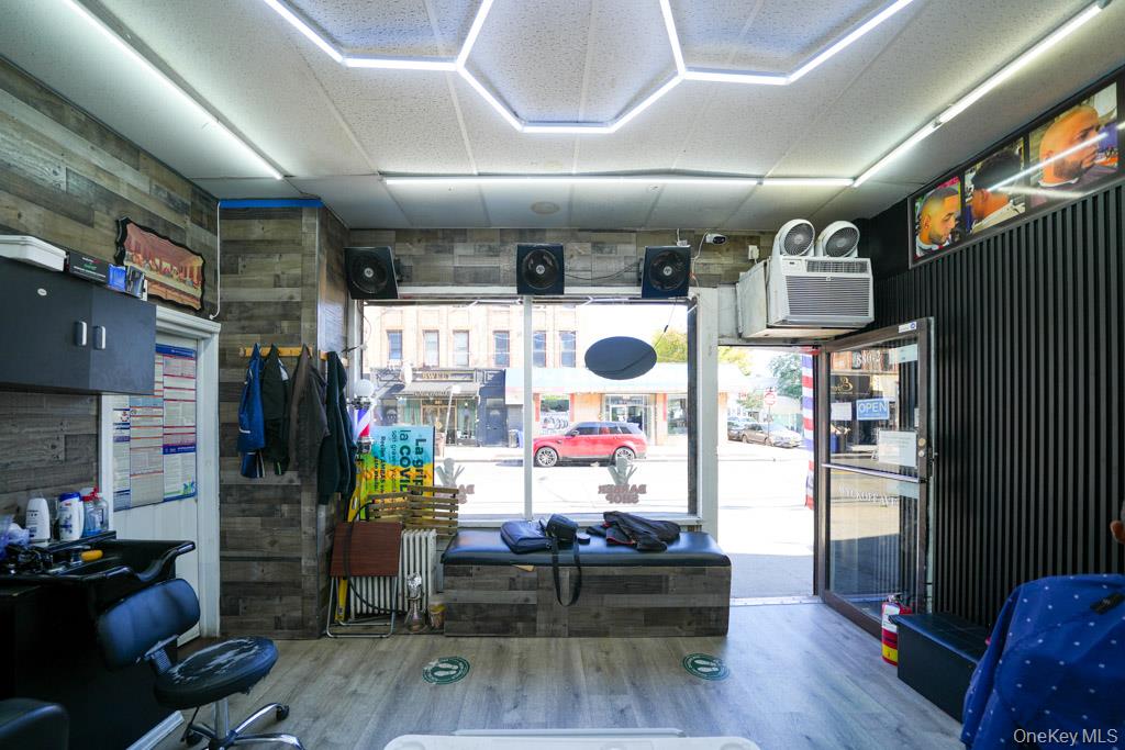 880 Wyckoff Avenue, Brooklyn, NY 11237