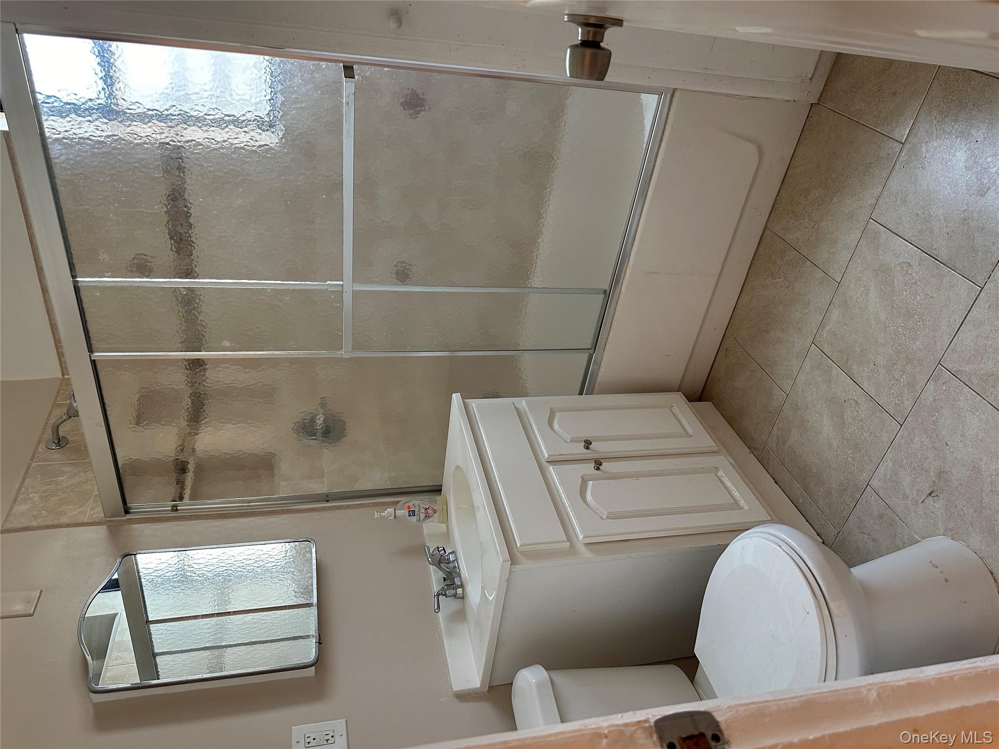 596 Wyona Street, Brooklyn, NY 11207