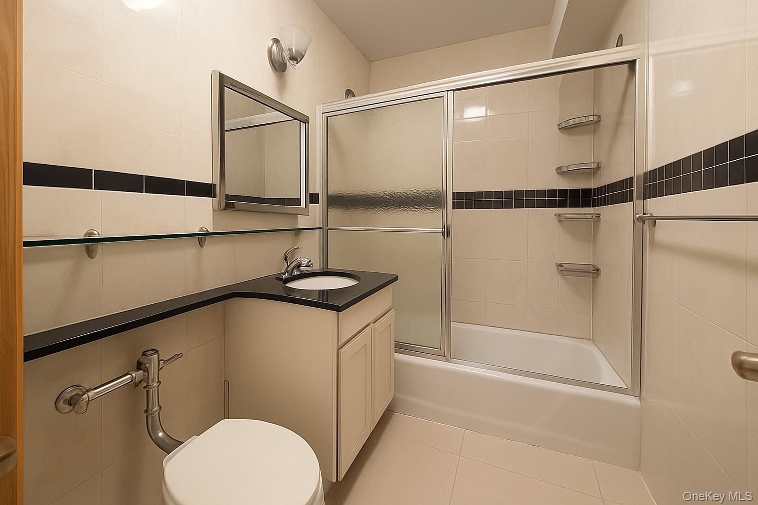 38-25 Parsons Boulevard # 3H, Flushing, NY 11354