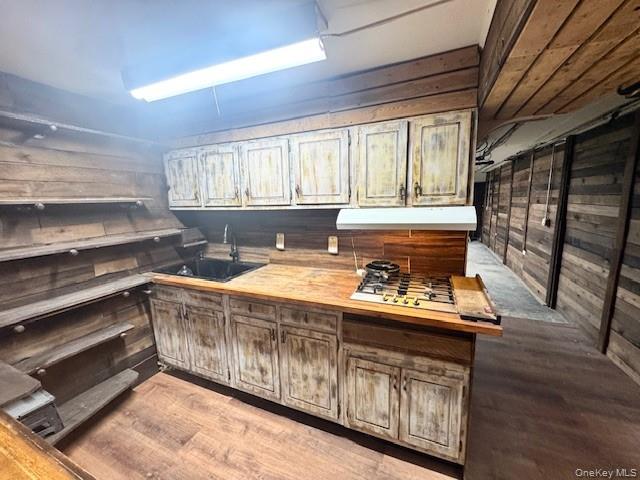 45-47 43 Street, Sunnyside, NY 11104