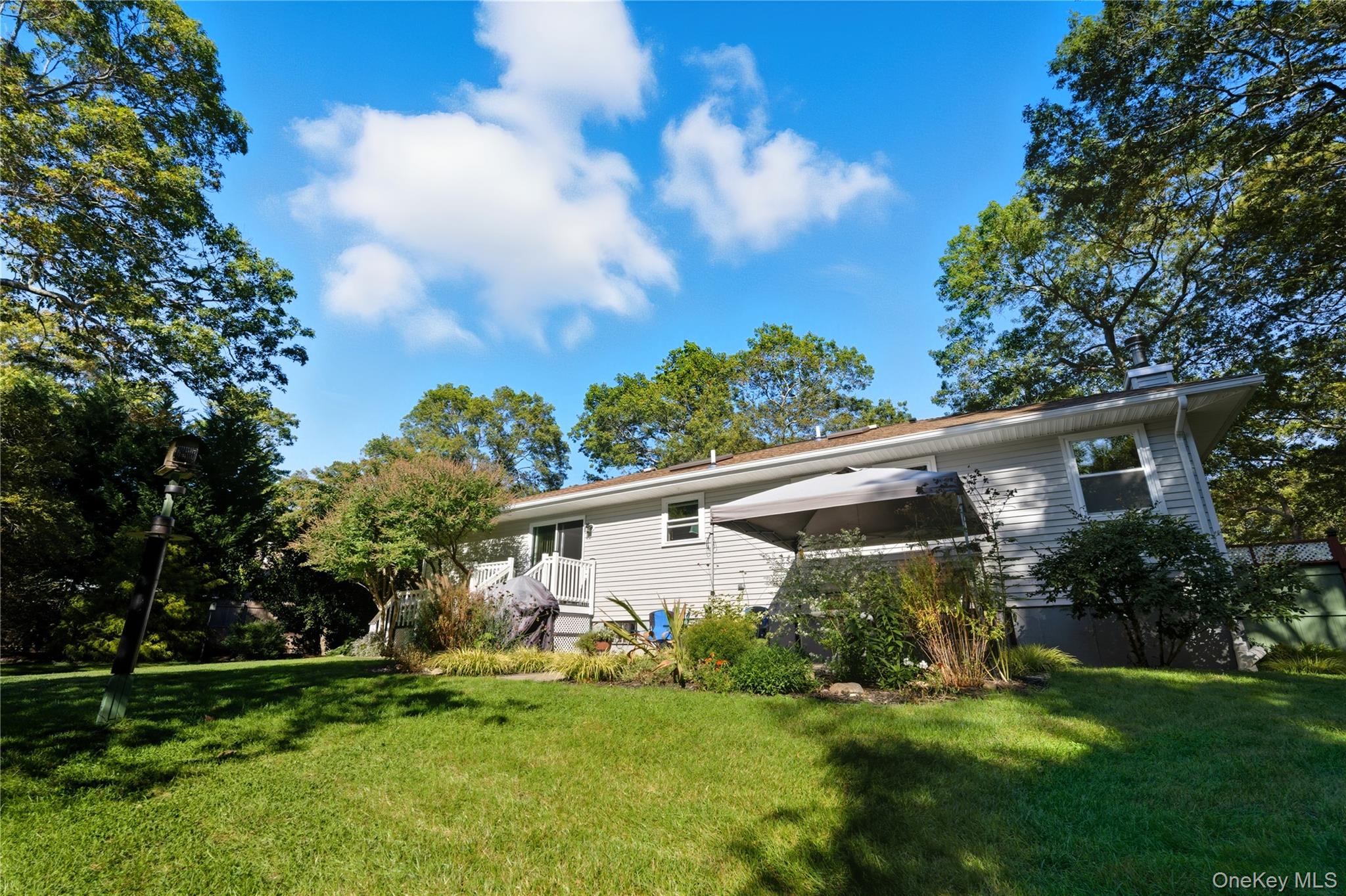 173 W End Avenue, Shirley, NY 11967