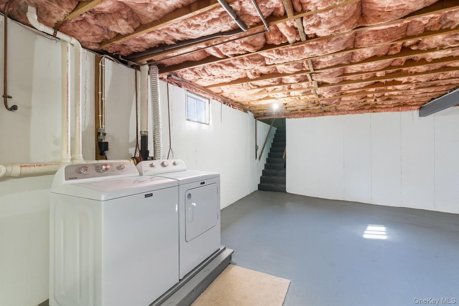 173 W End Avenue, Shirley, NY 11967