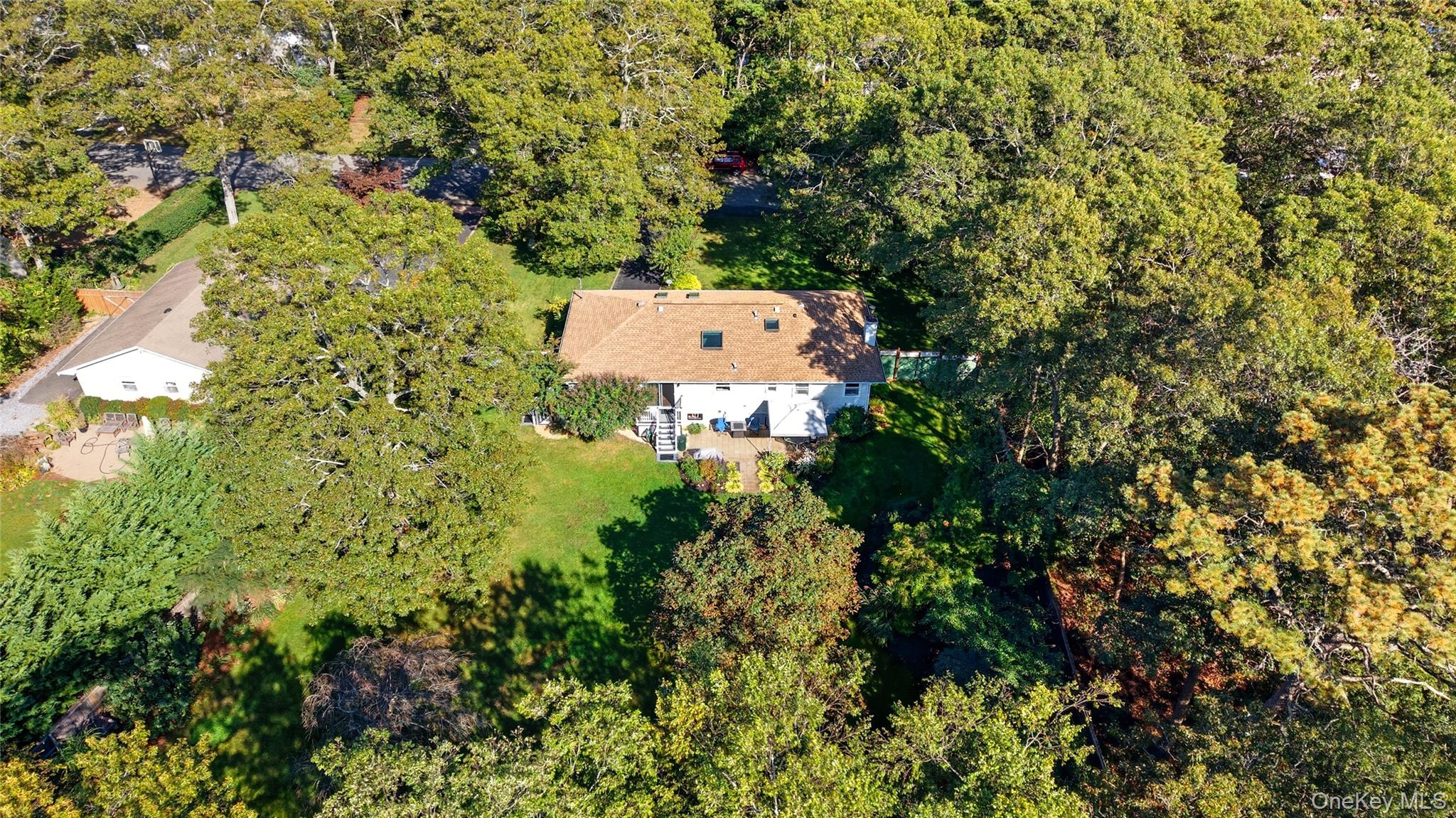 173 W End Avenue, Shirley, NY 11967