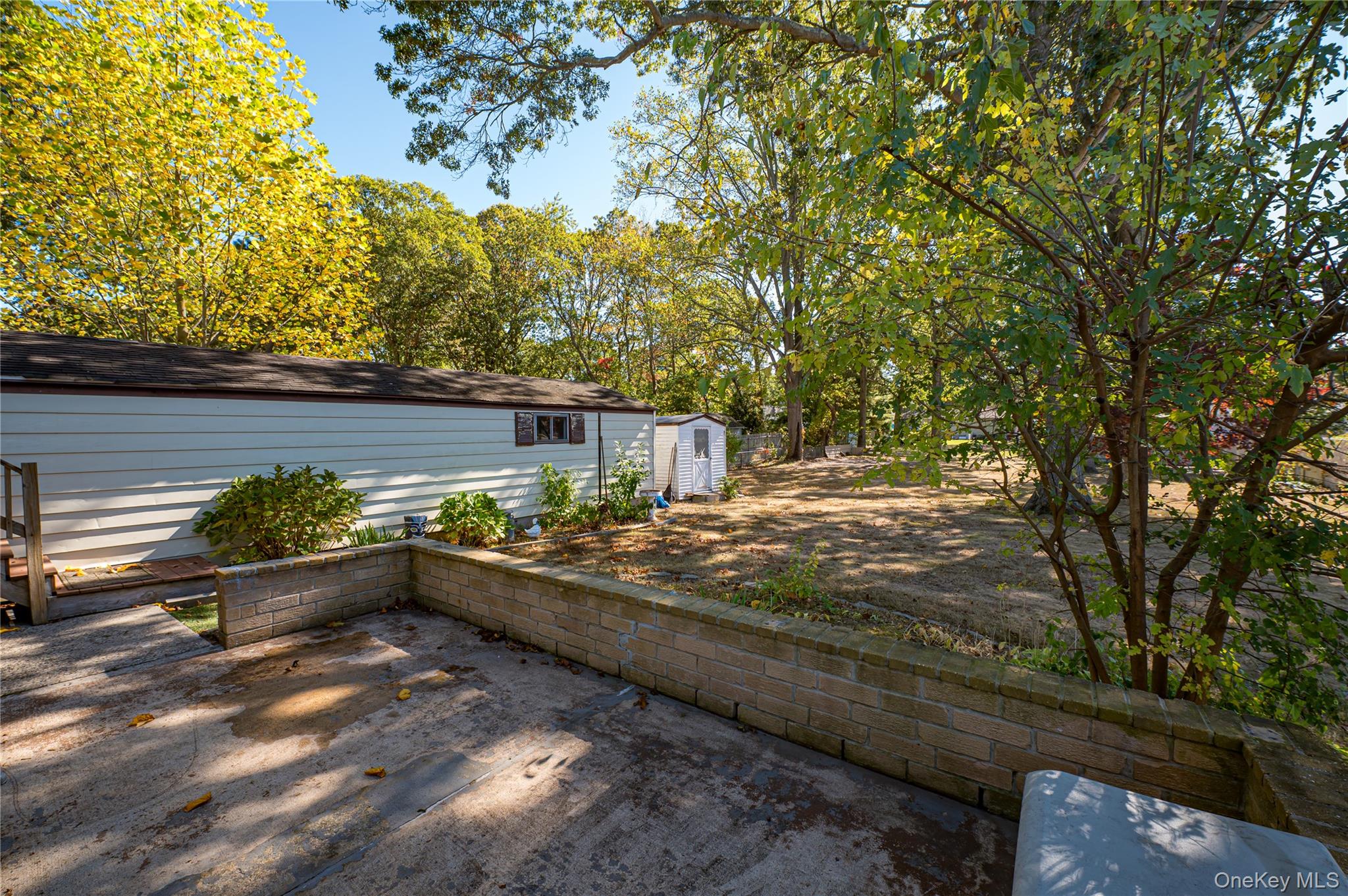 20 W Belmont Street, Bay Shore, NY 11706