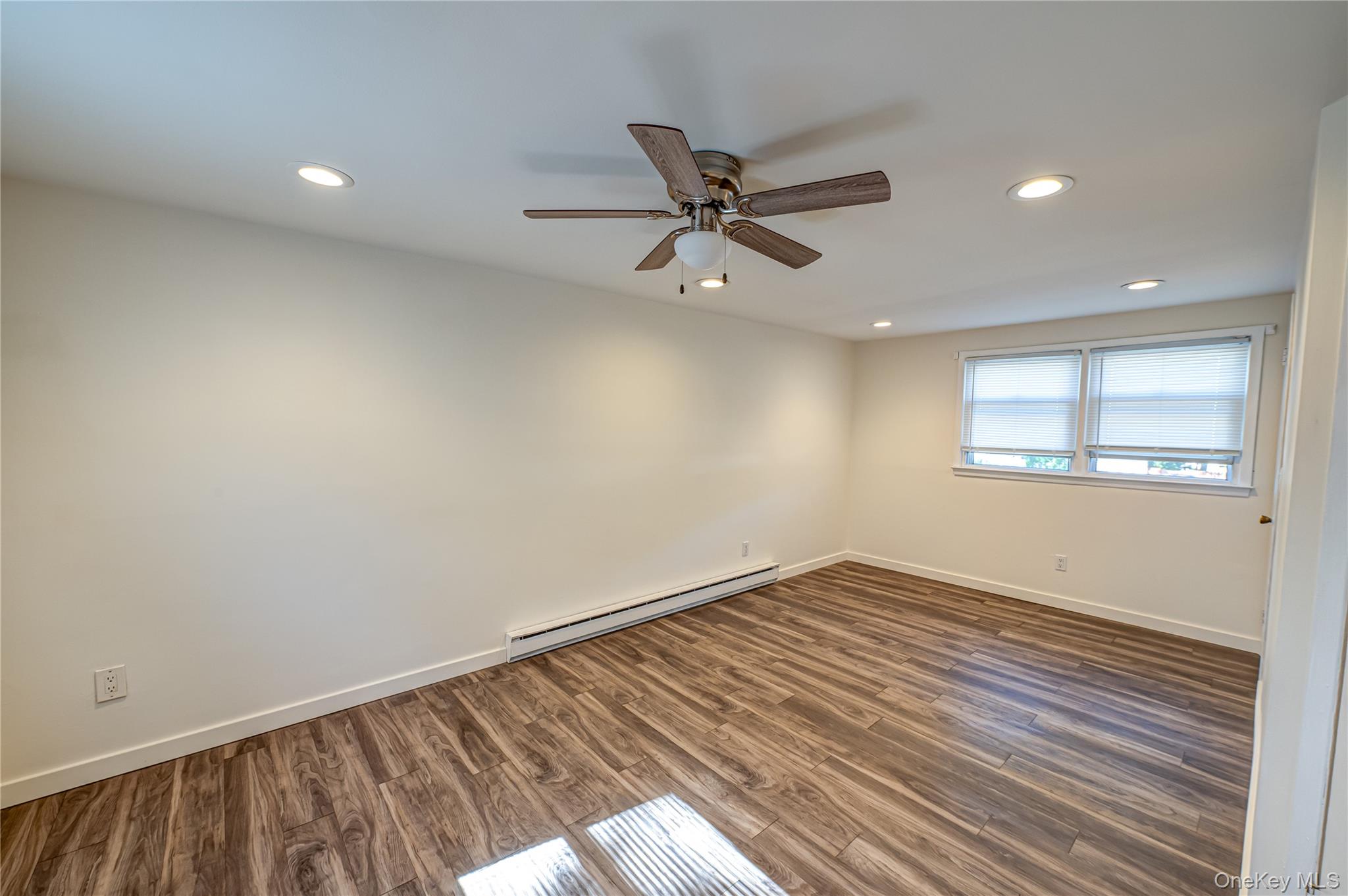 20 W Belmont Street, Bay Shore, NY 11706