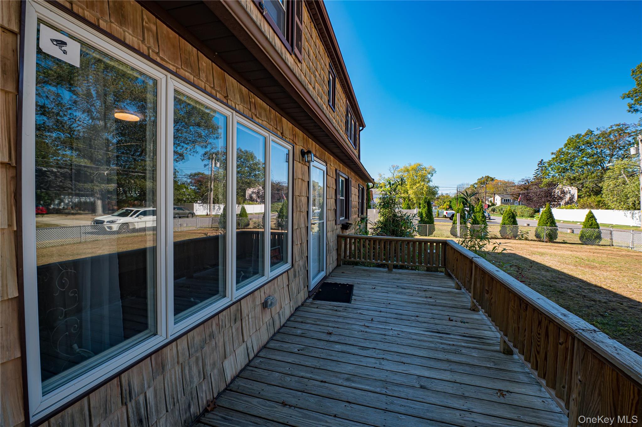 20 W Belmont Street, Bay Shore, NY 11706