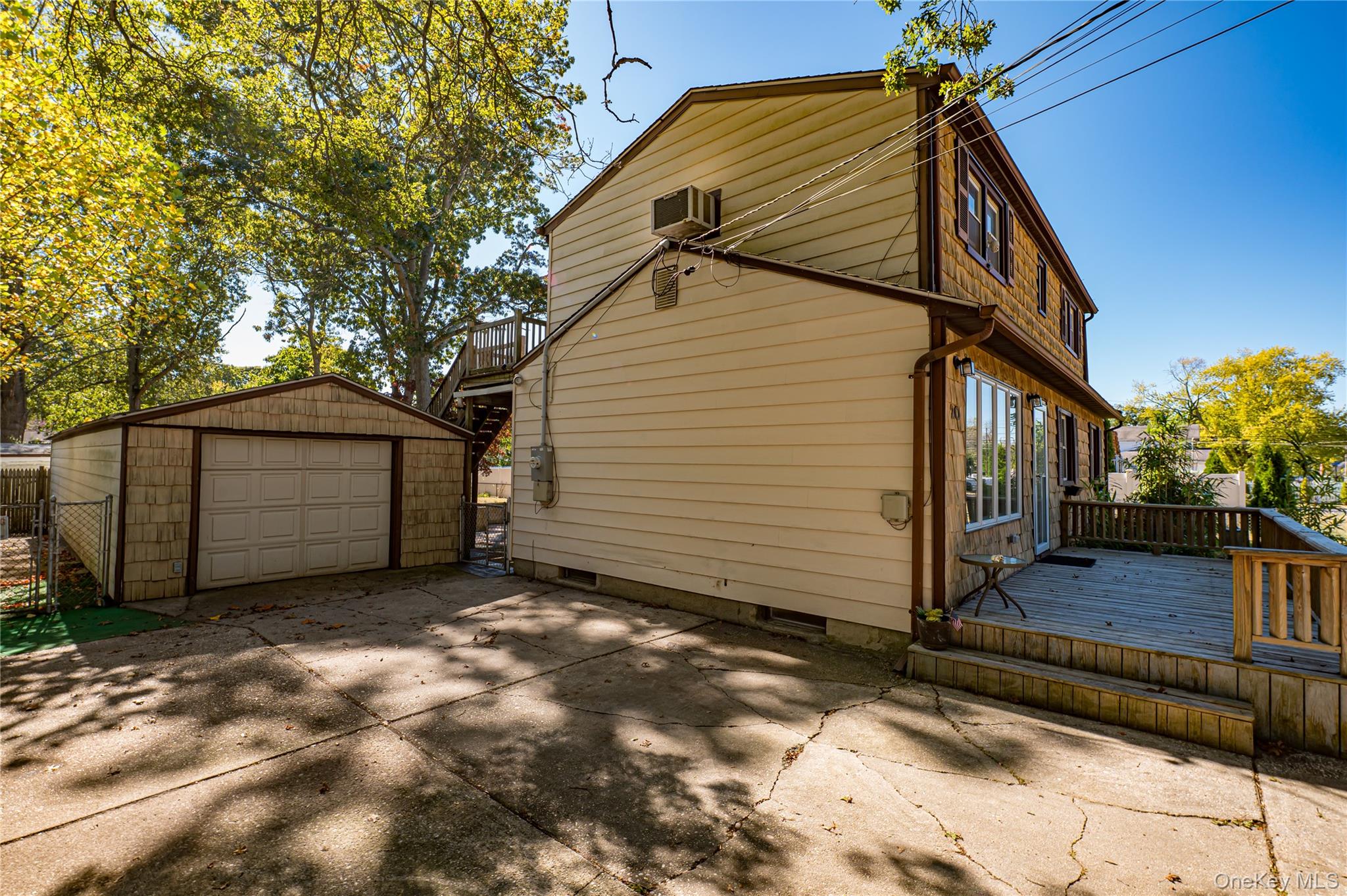 20 W Belmont Street, Bay Shore, NY 11706