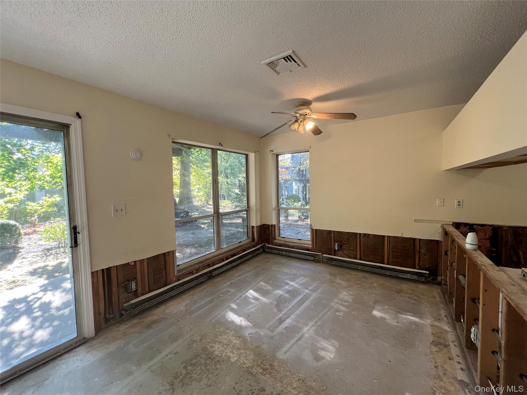 31 Bleakley Drive, Peekskill, NY 10566