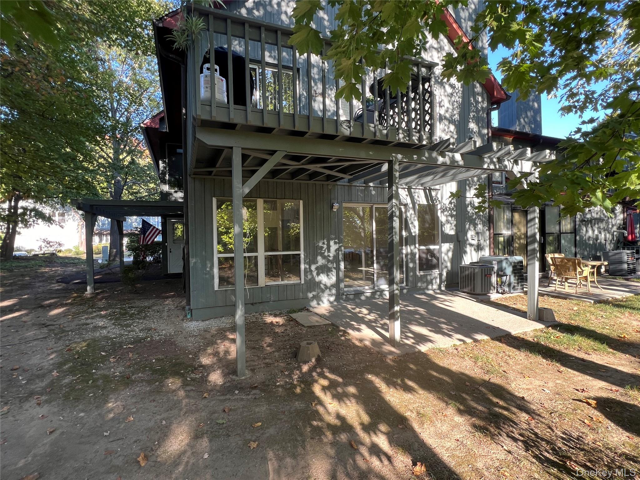 31 Bleakley Drive, Peekskill, NY 10566