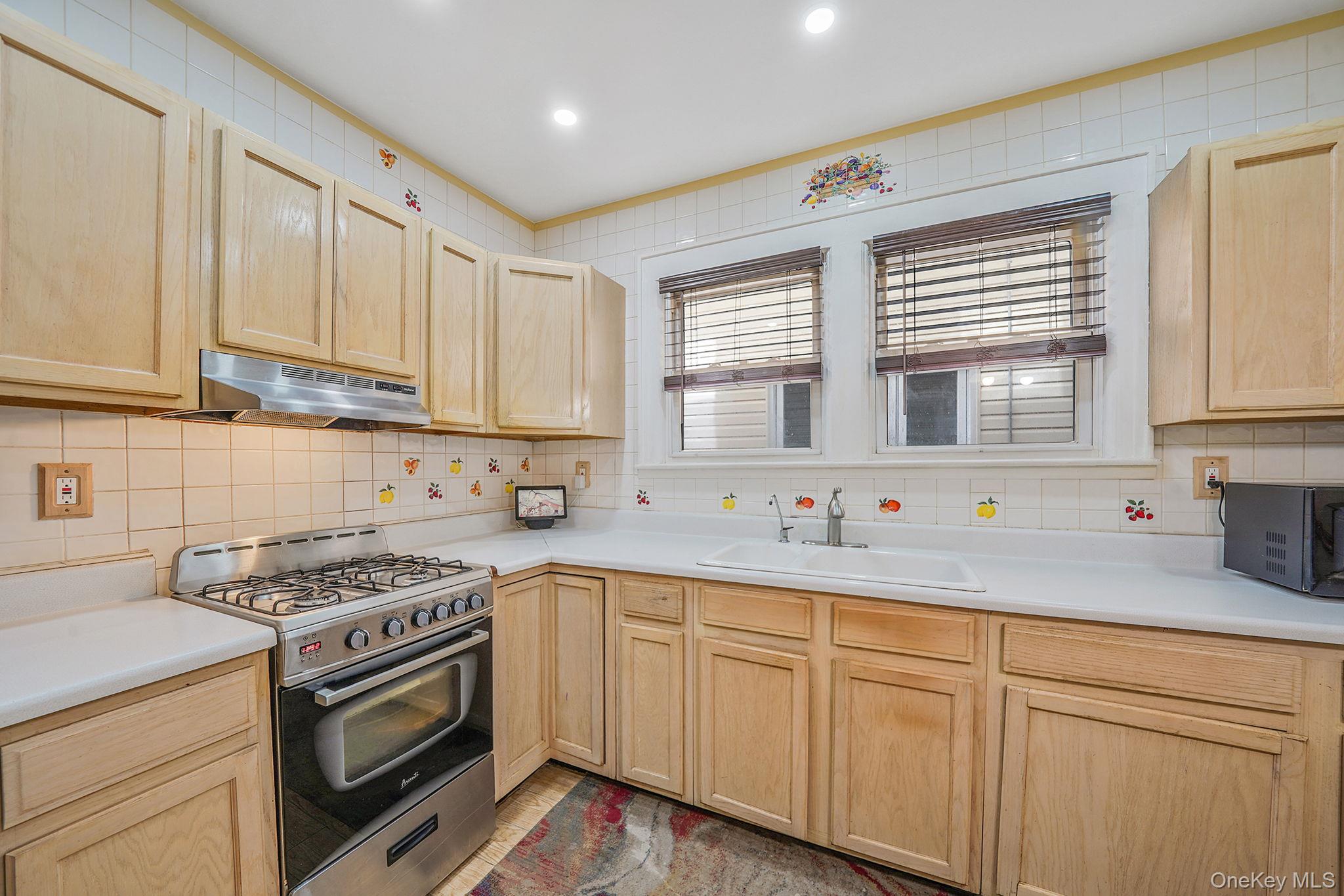 110-35 107th Street, Ozone Park, NY 11417