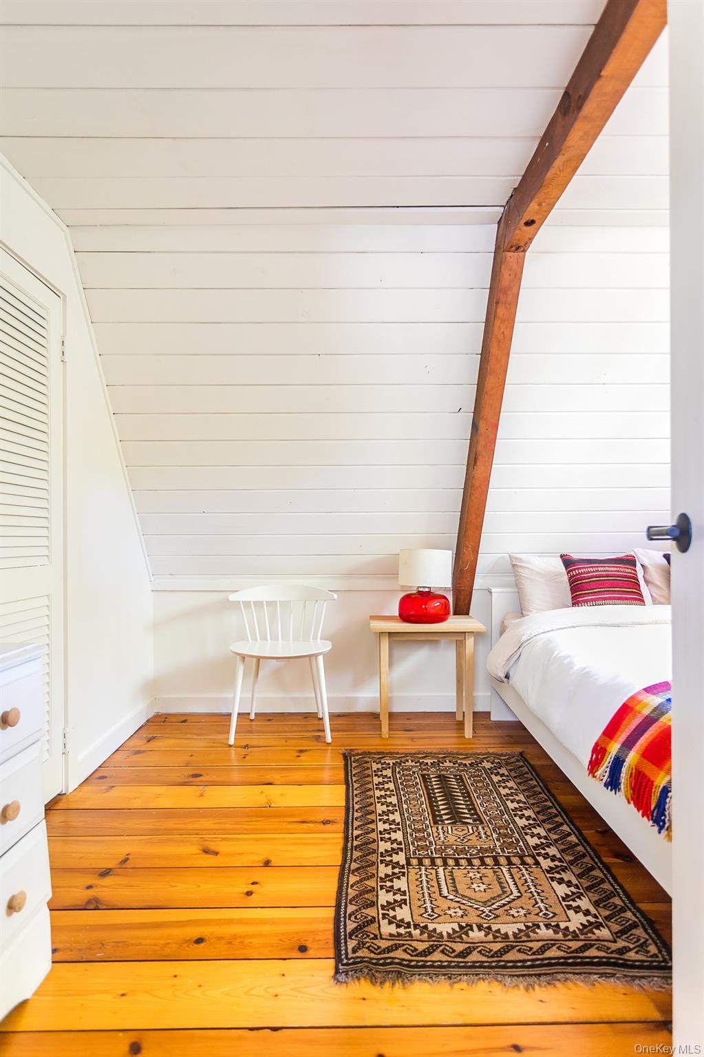 18 Niles Drive, Woodstock, NY 12498