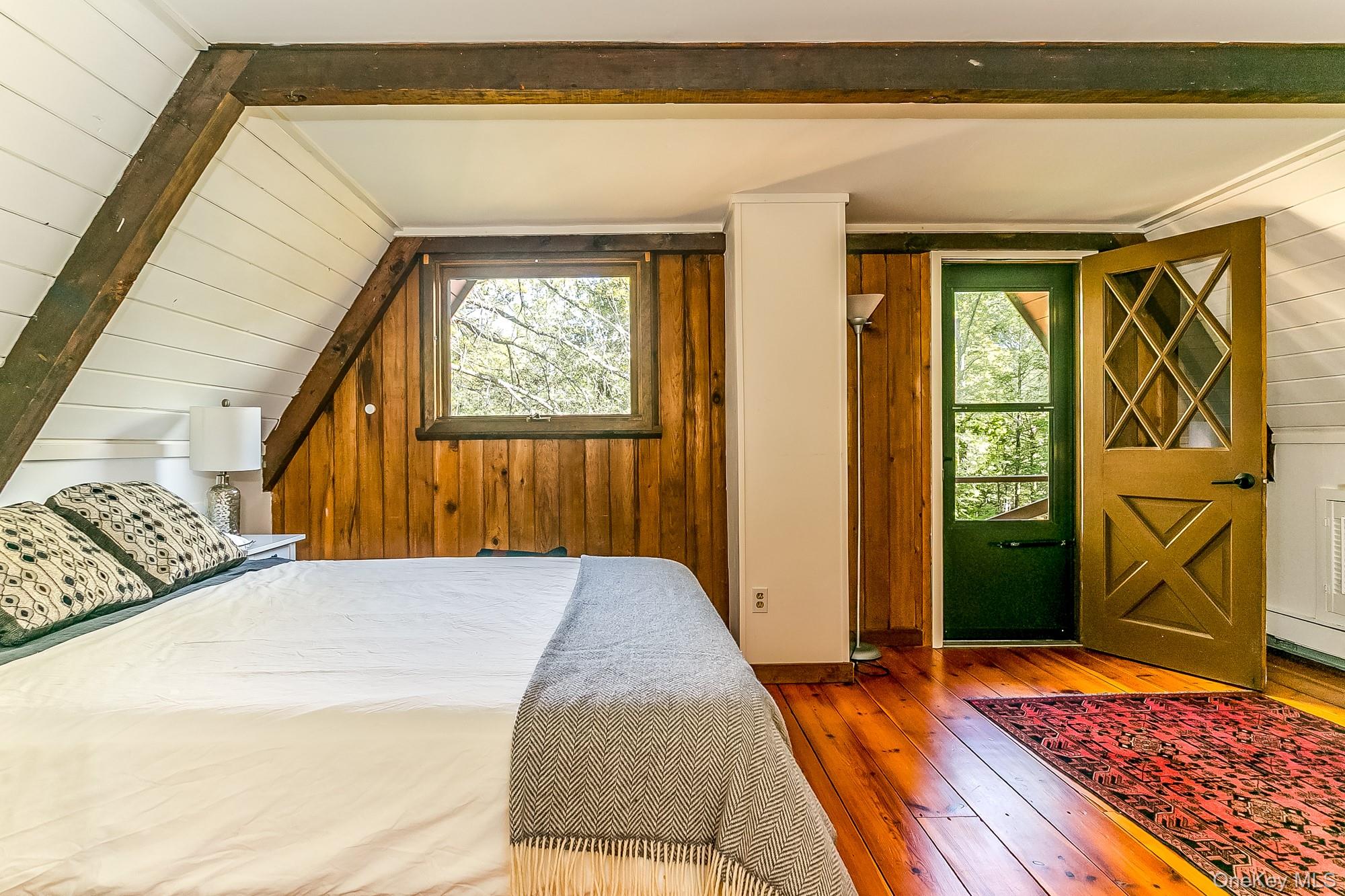 18 Niles Drive, Woodstock, NY 12498