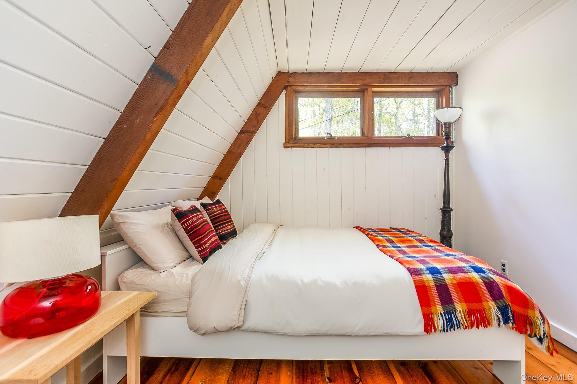 18 Niles Drive, Woodstock, NY 12498