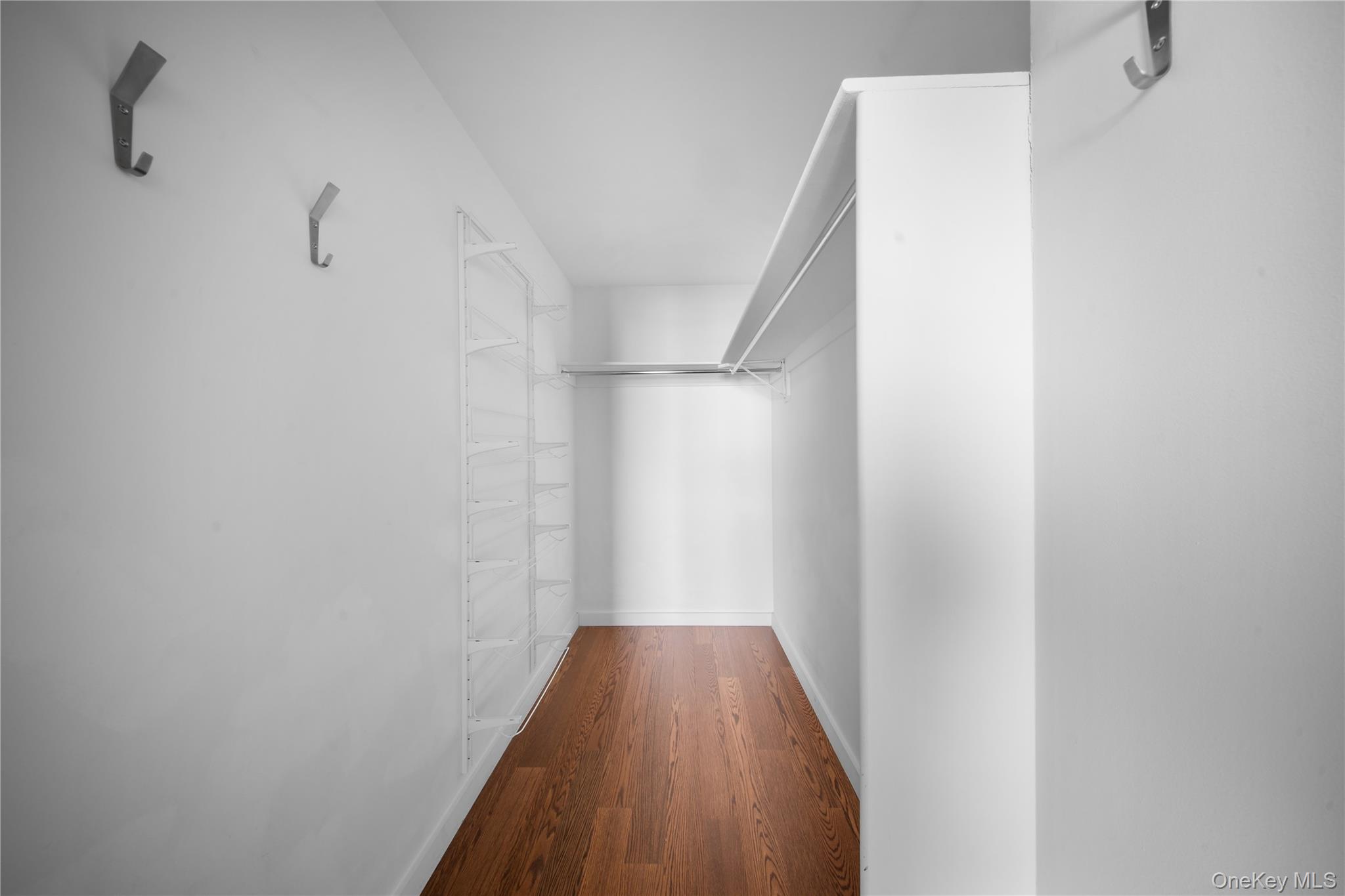 40-26 College Point Boulevard # 18D, Flushing, NY 11354