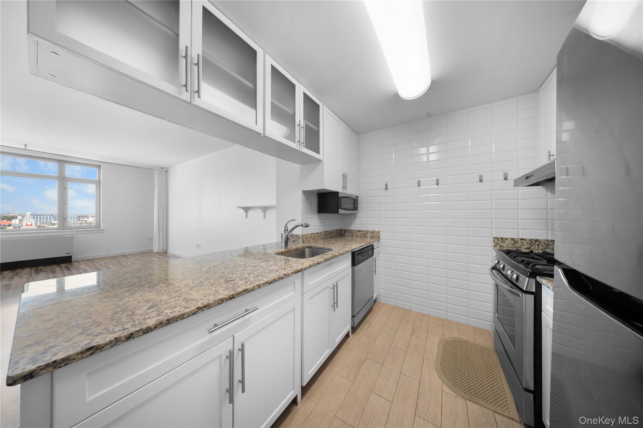 40-26 College Point Boulevard # 18D, Flushing, NY 11354