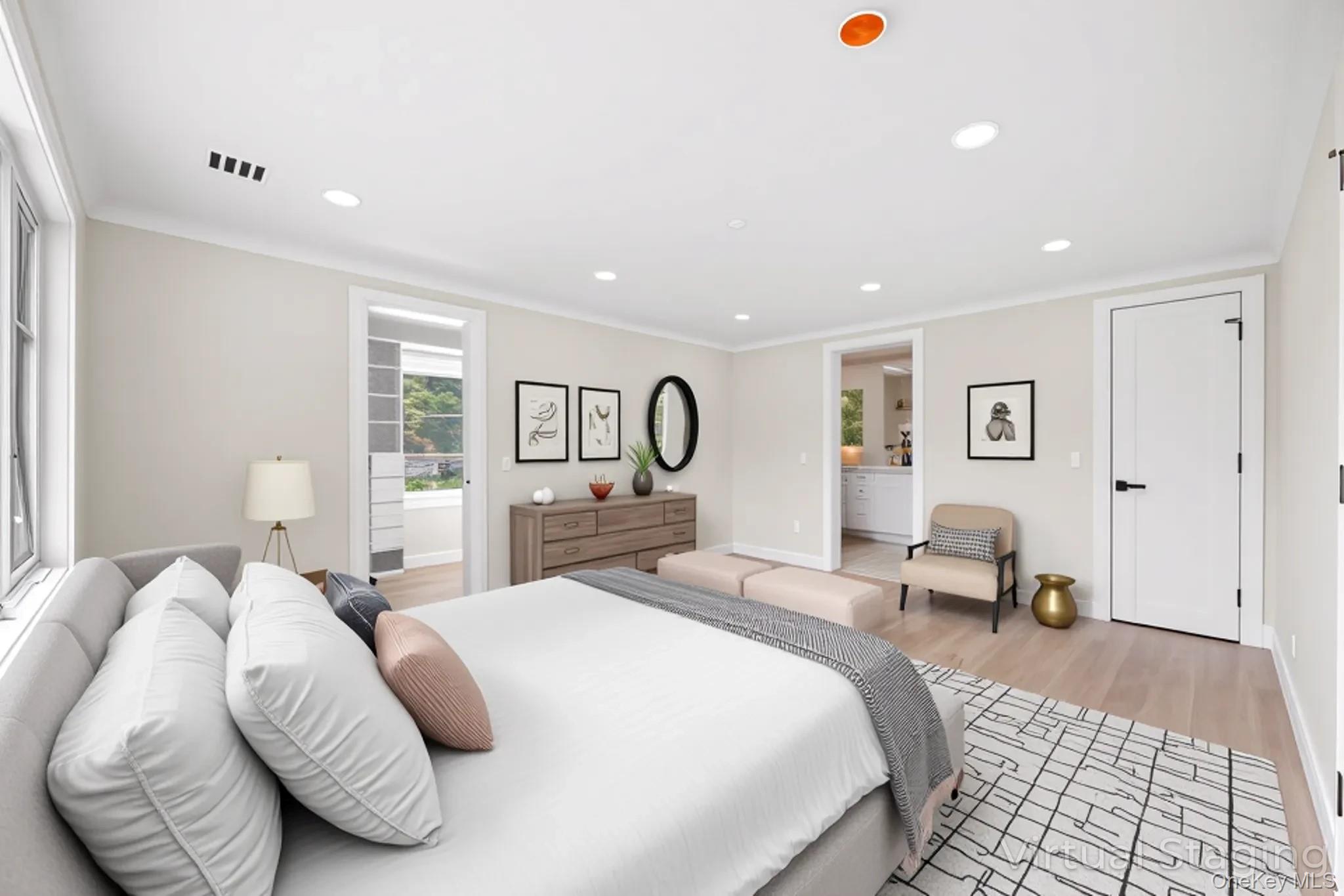 2 Henry Street, Great Neck, NY 11023