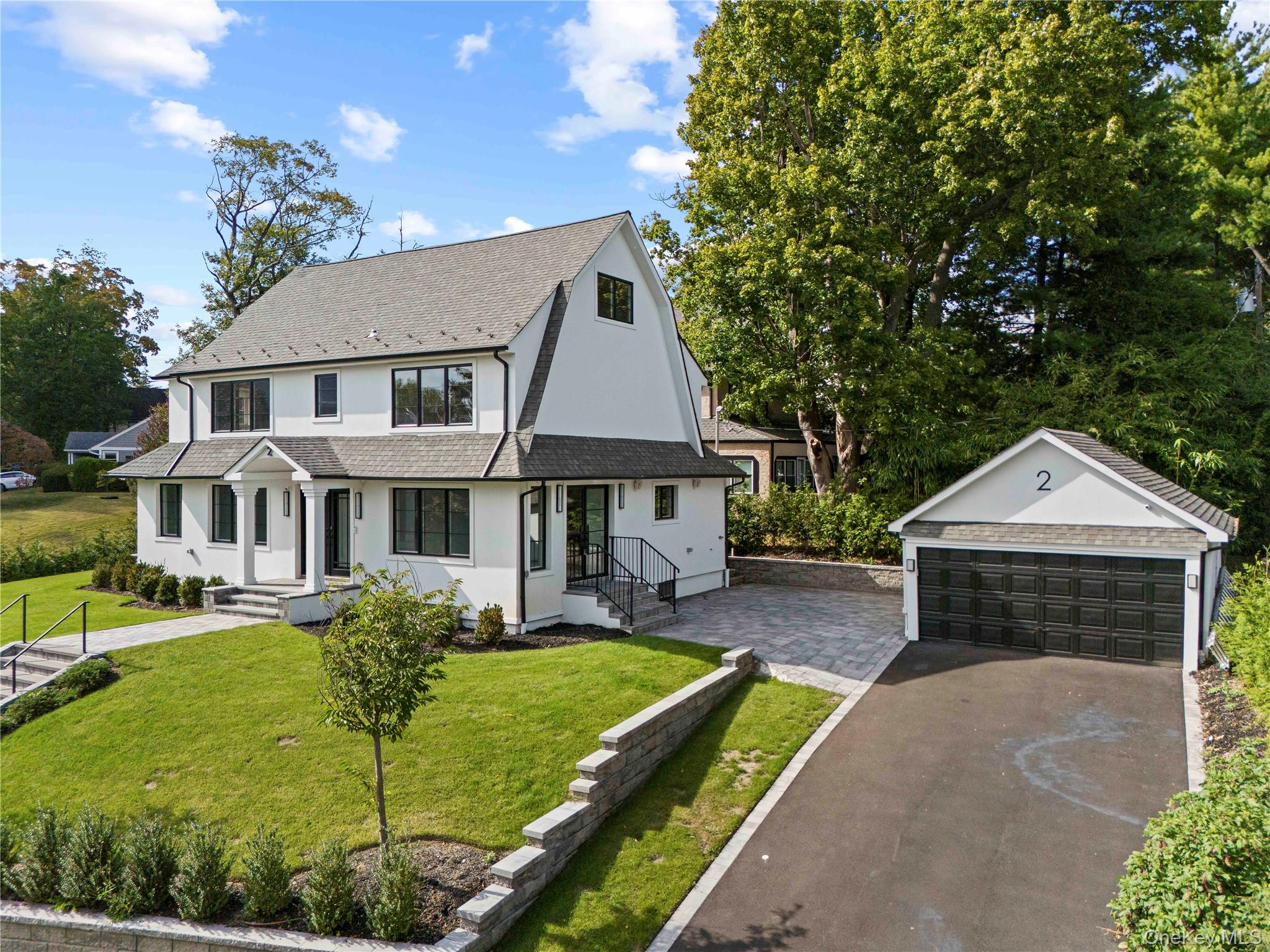 2 Henry Street, Great Neck, NY 11023