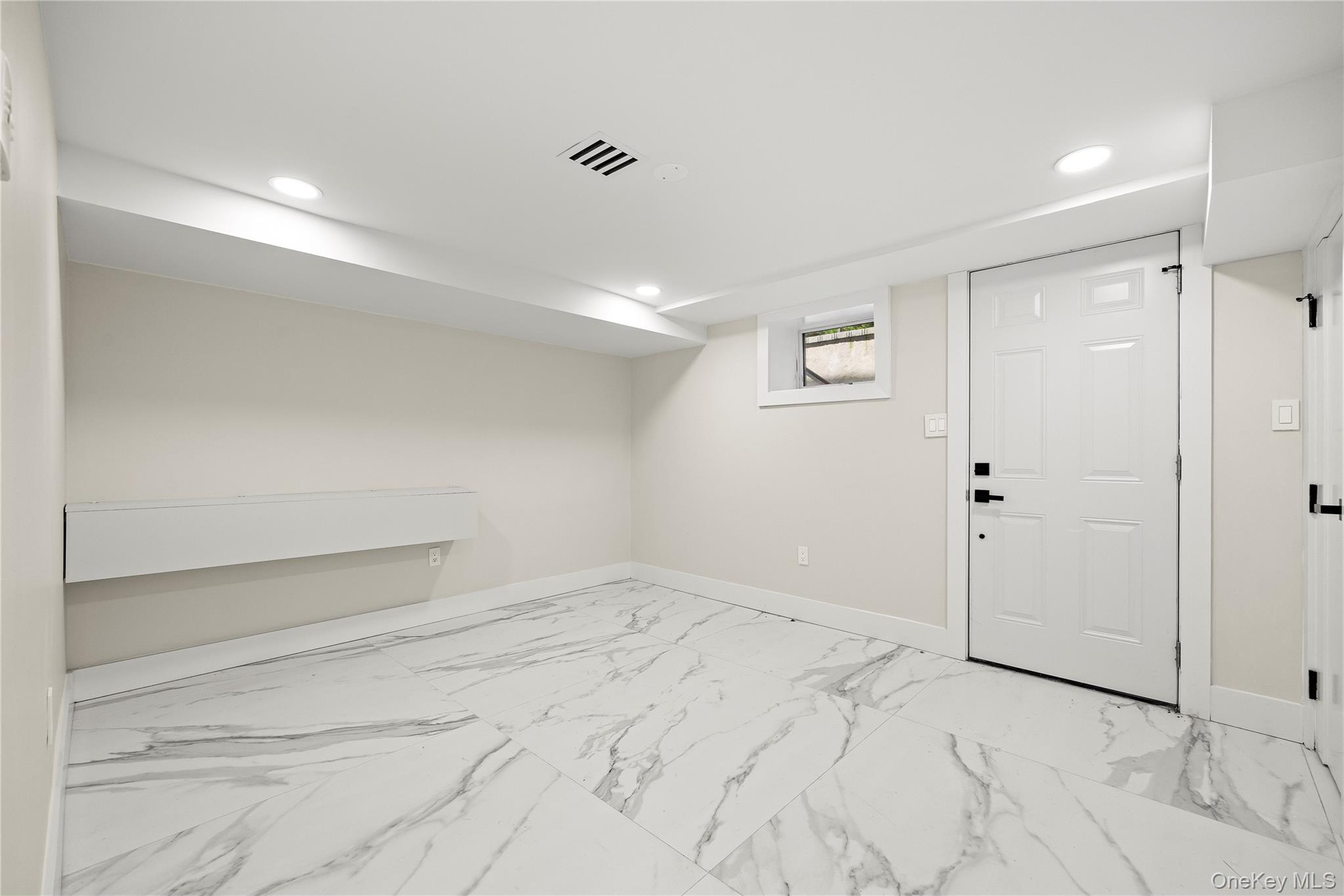 2 Henry Street, Great Neck, NY 11023