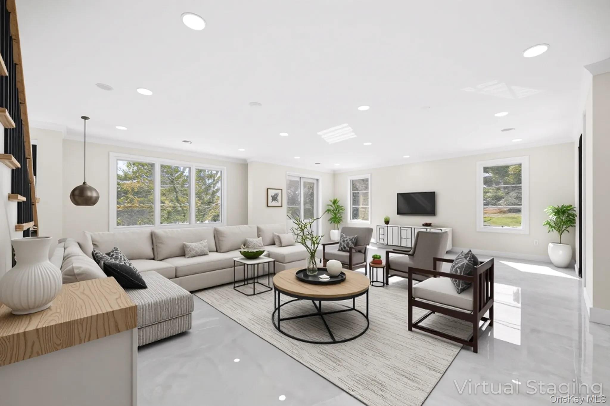 2 Henry Street, Great Neck, NY 11023