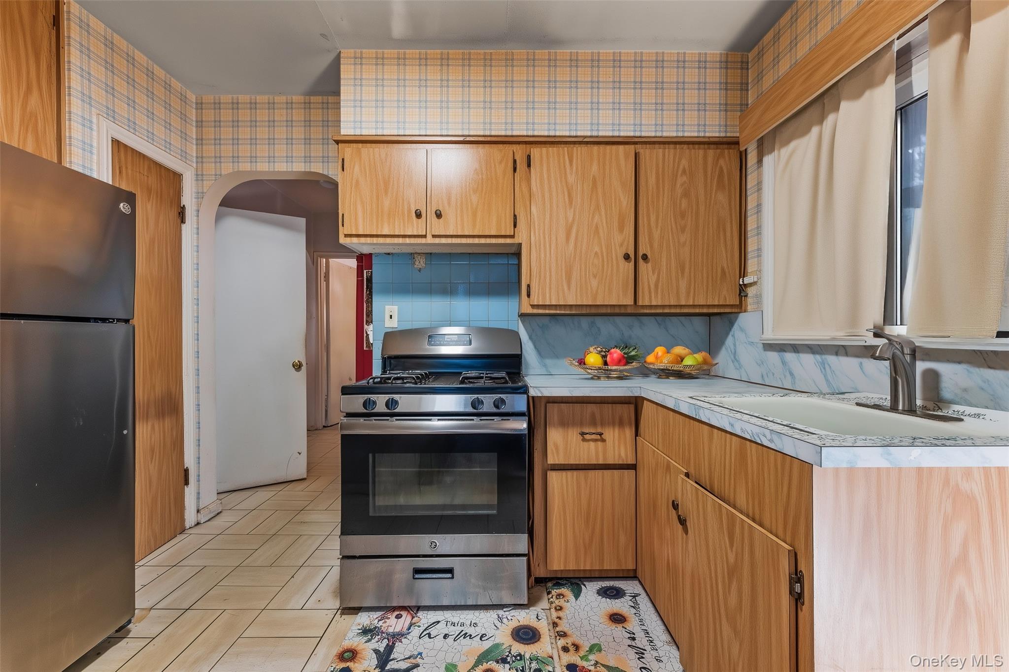 208 Dogwood Road, Valley Stream, NY 11580