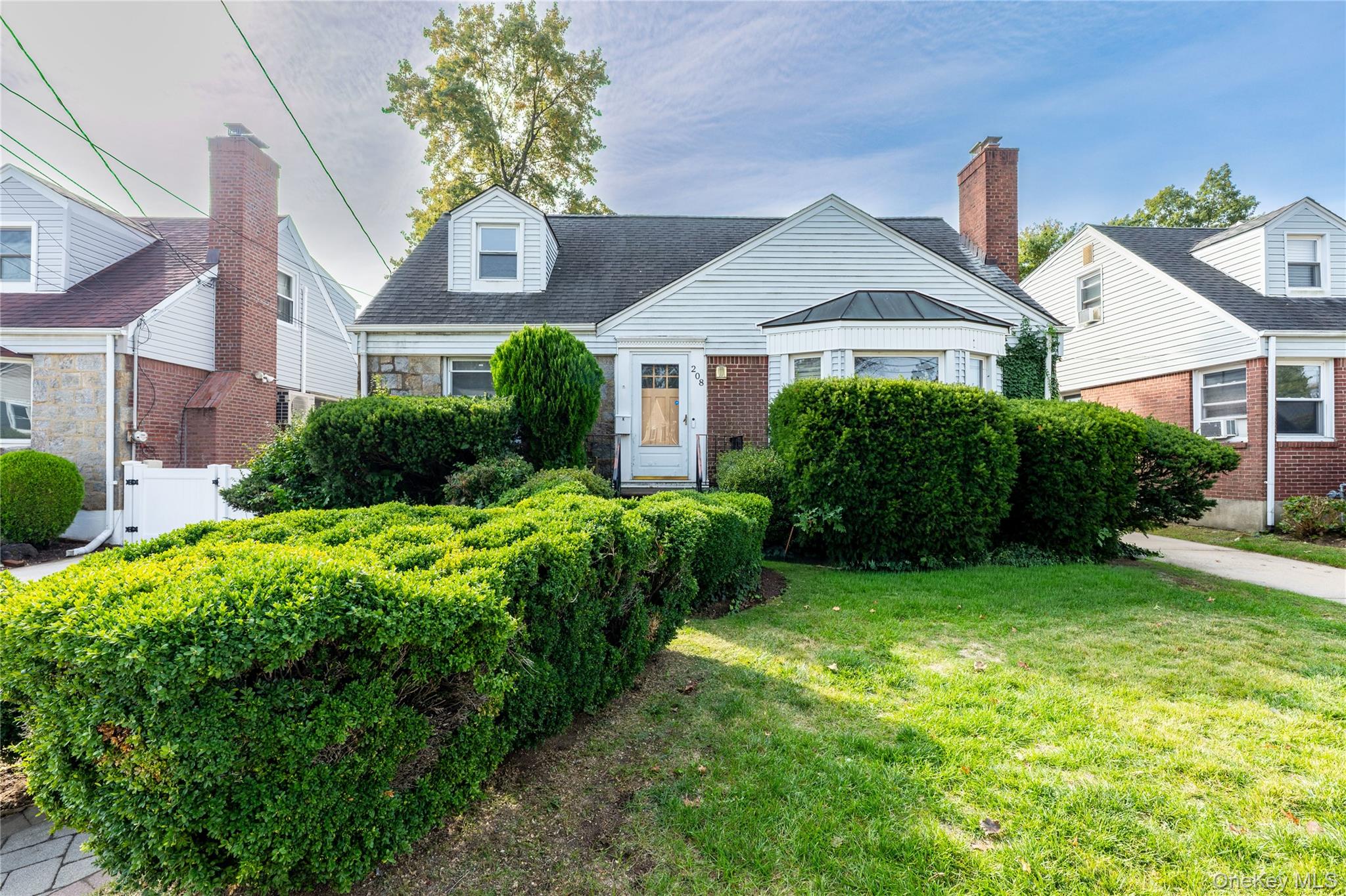 208 Dogwood Road, Valley Stream, NY 11580