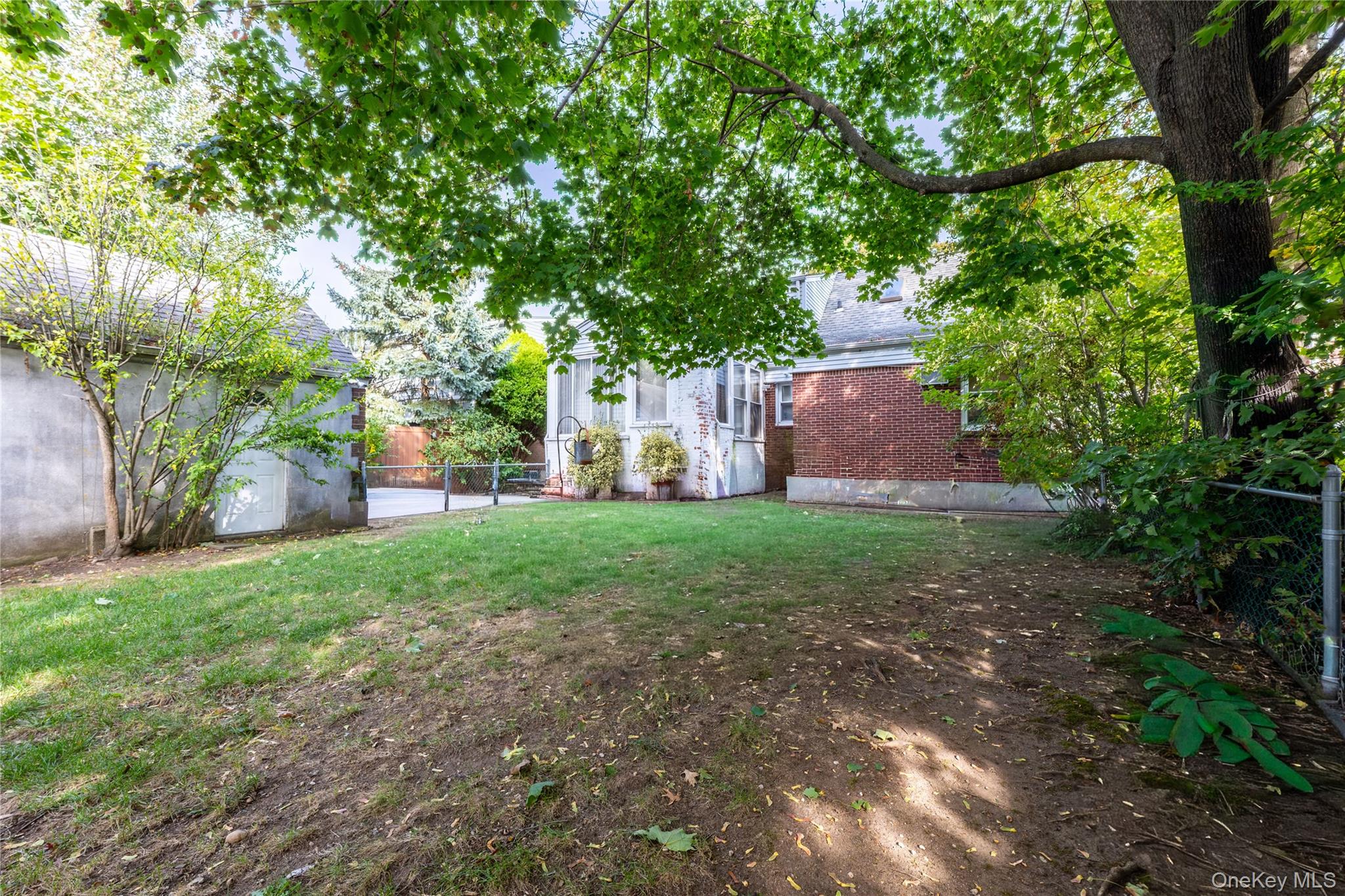 208 Dogwood Road, Valley Stream, NY 11580