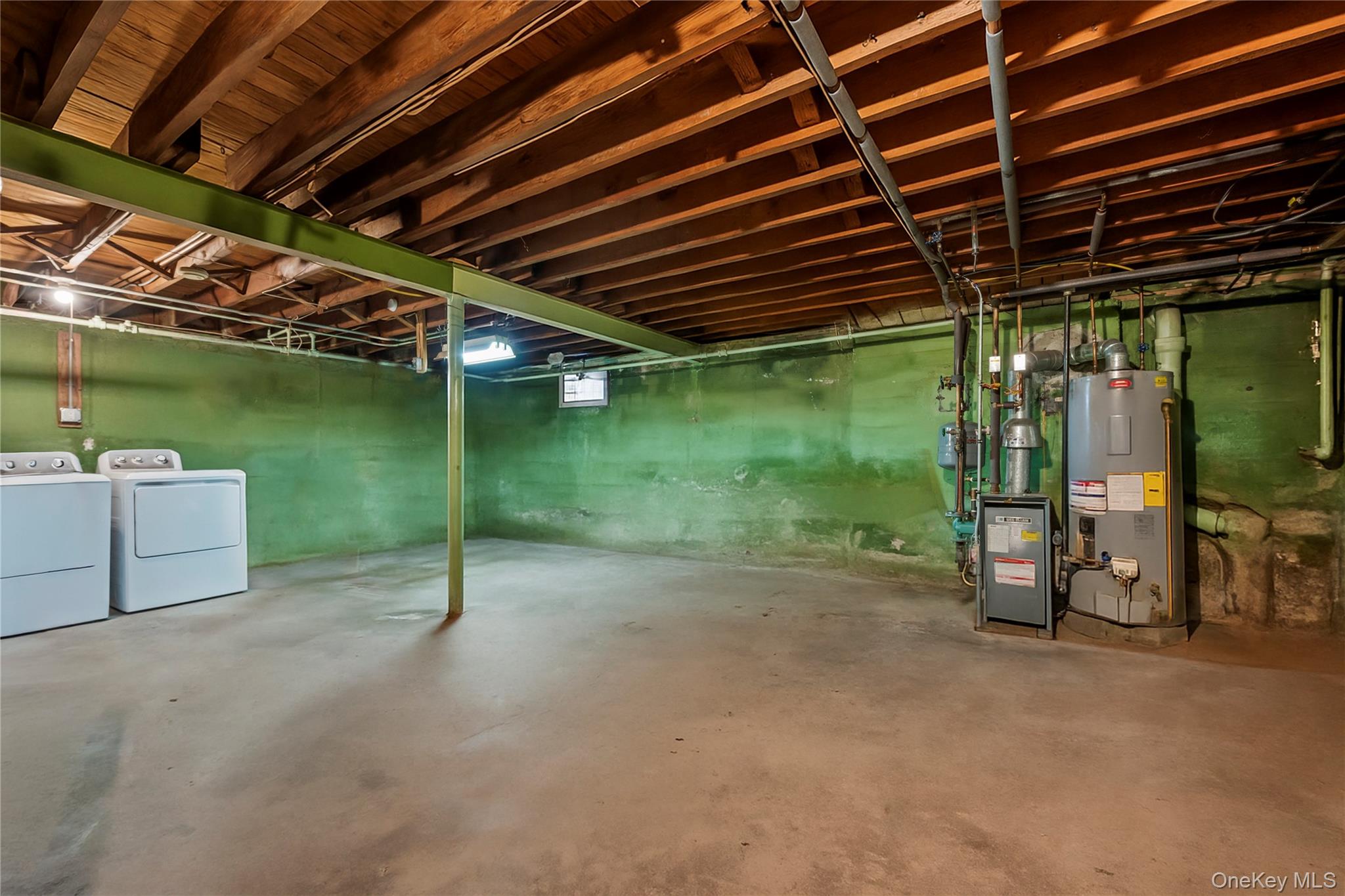 208 Dogwood Road, Valley Stream, NY 11580