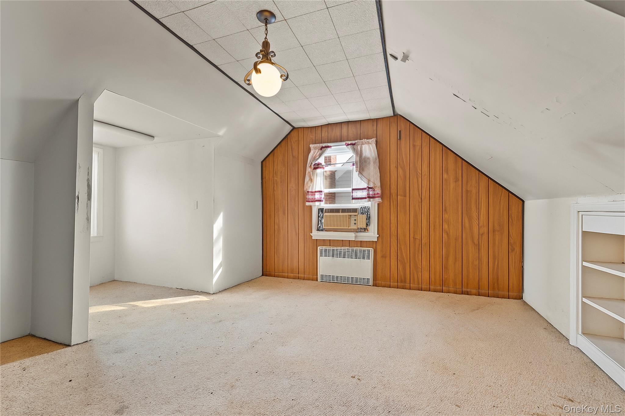 208 Dogwood Road, Valley Stream, NY 11580