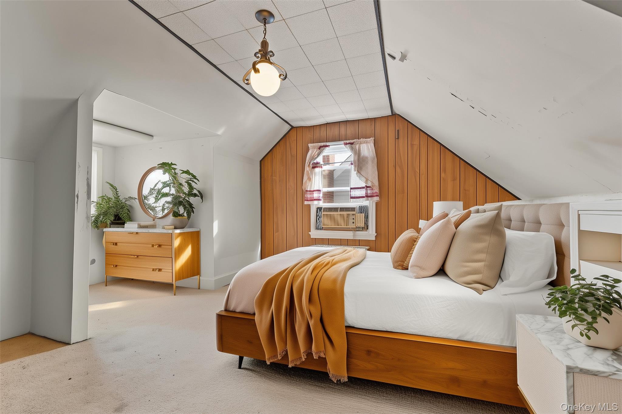 208 Dogwood Road, Valley Stream, NY 11580