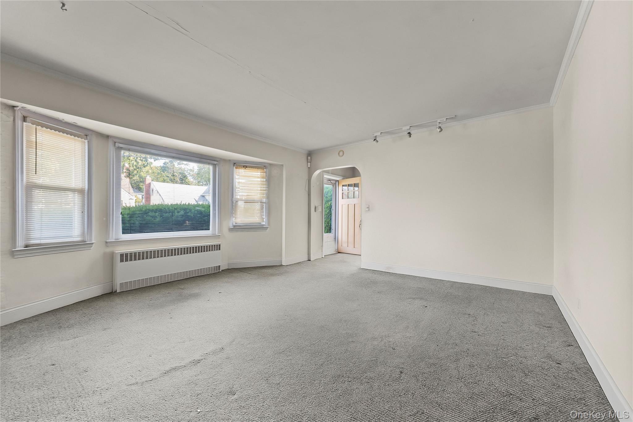 208 Dogwood Road, Valley Stream, NY 11580