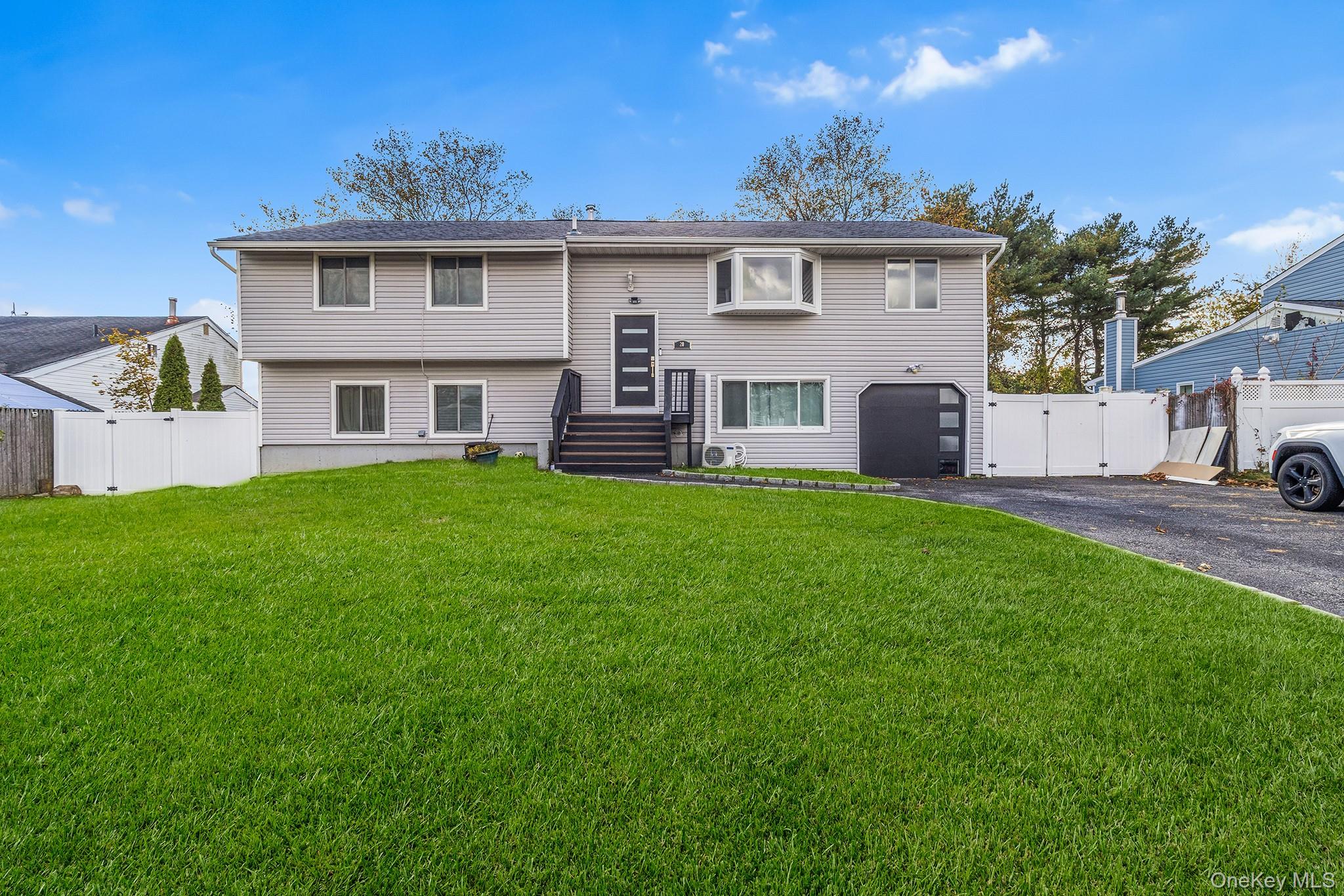 20 Malcolm Street, Bellport, NY 11713