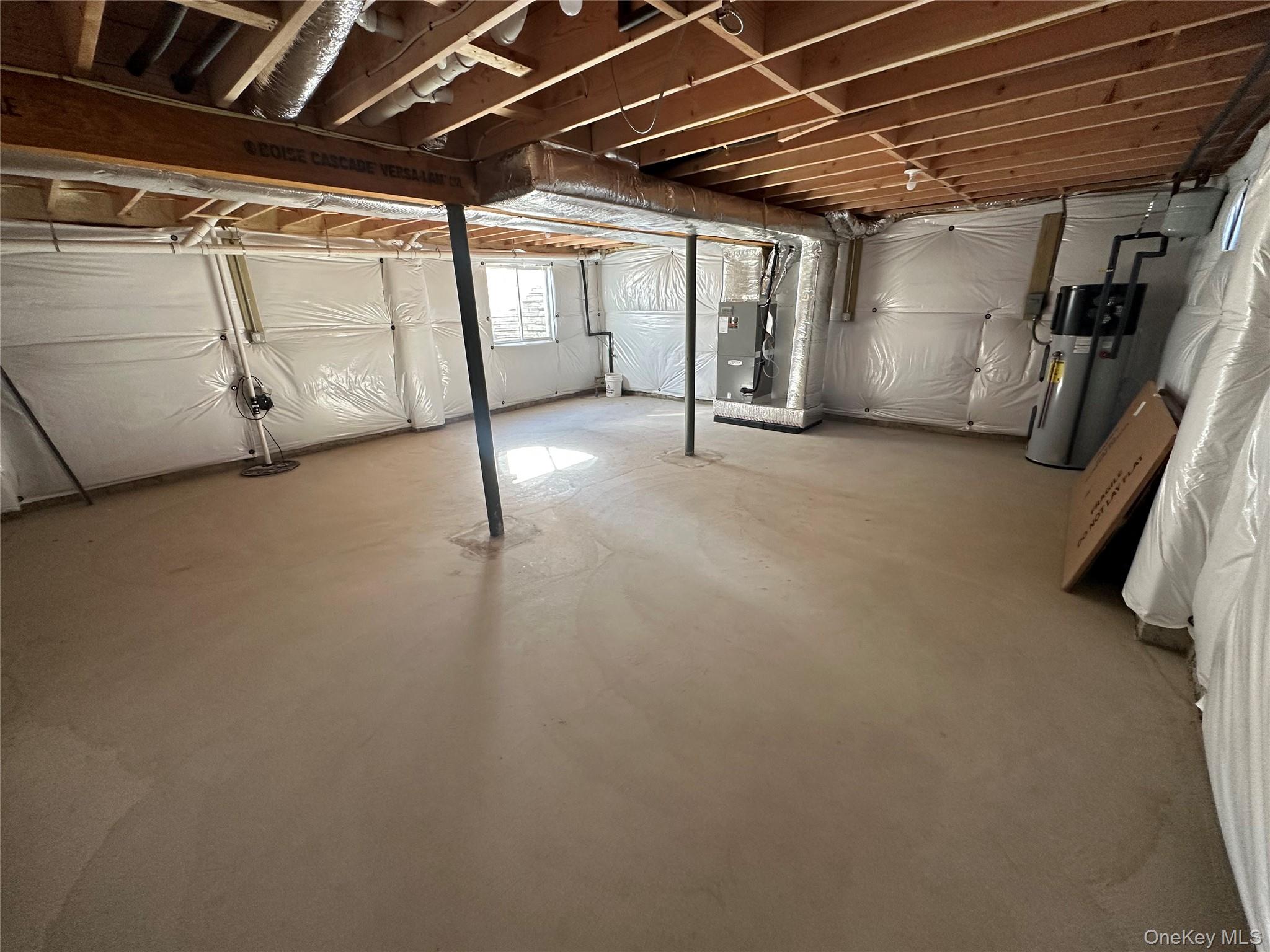 5 Cooper Avenue, Huntington Station, NY 11746