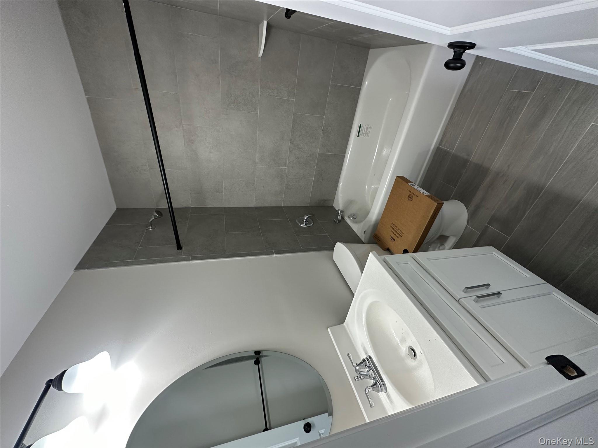 5 Cooper Avenue, Huntington Station, NY 11746