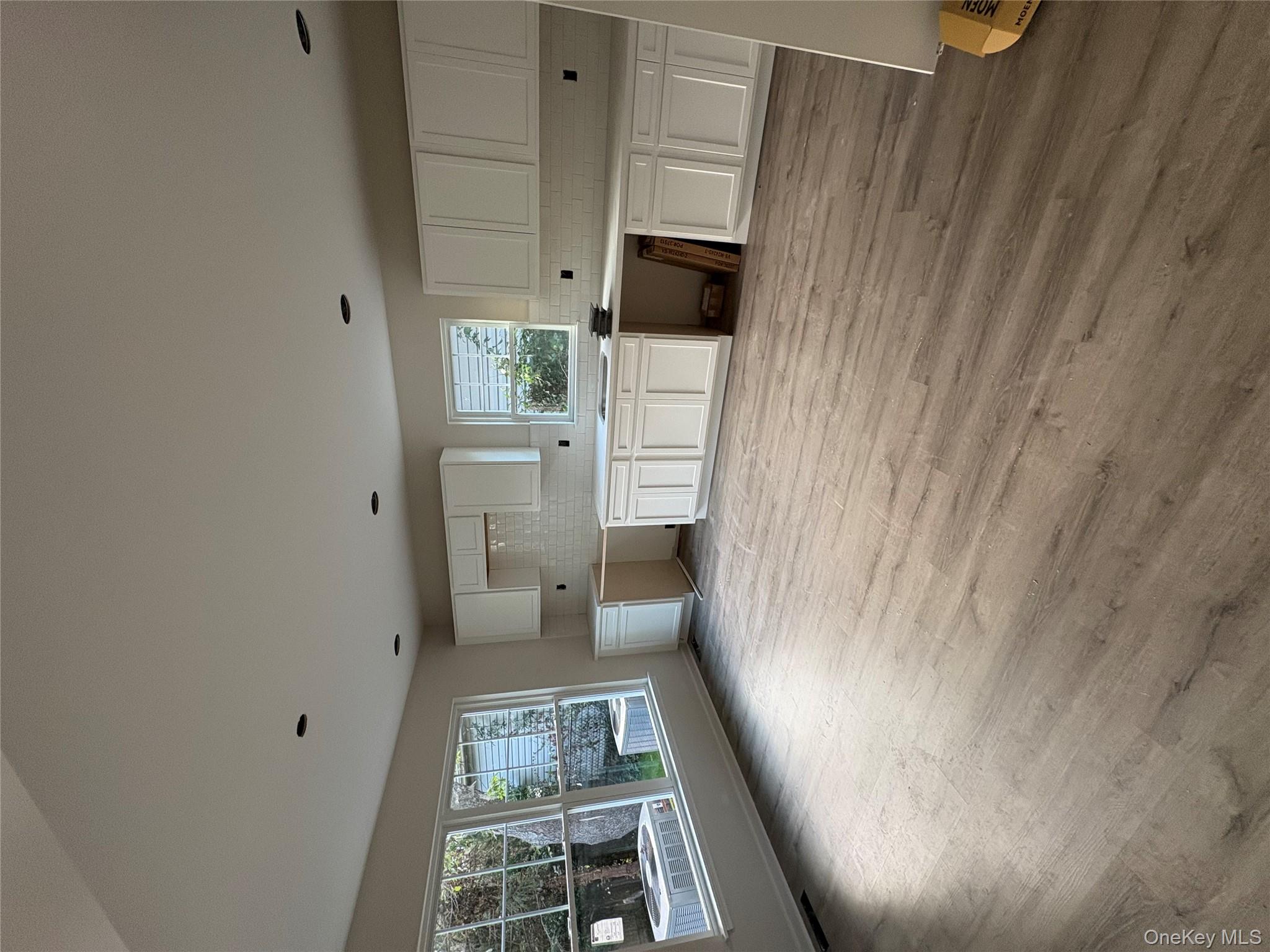 5 Cooper Avenue, Huntington Station, NY 11746