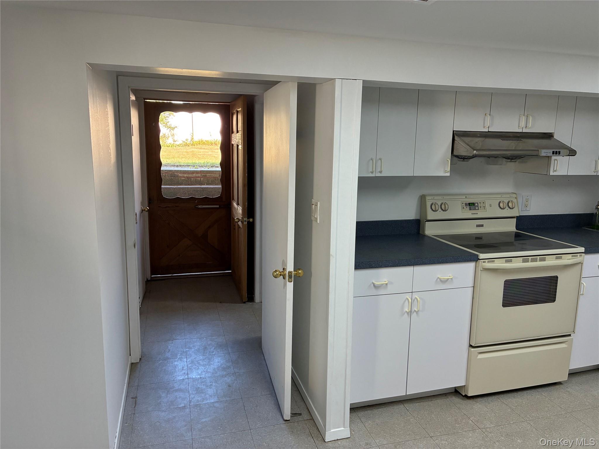 281 Fir Grove Road, Ronkonkoma, NY 11779