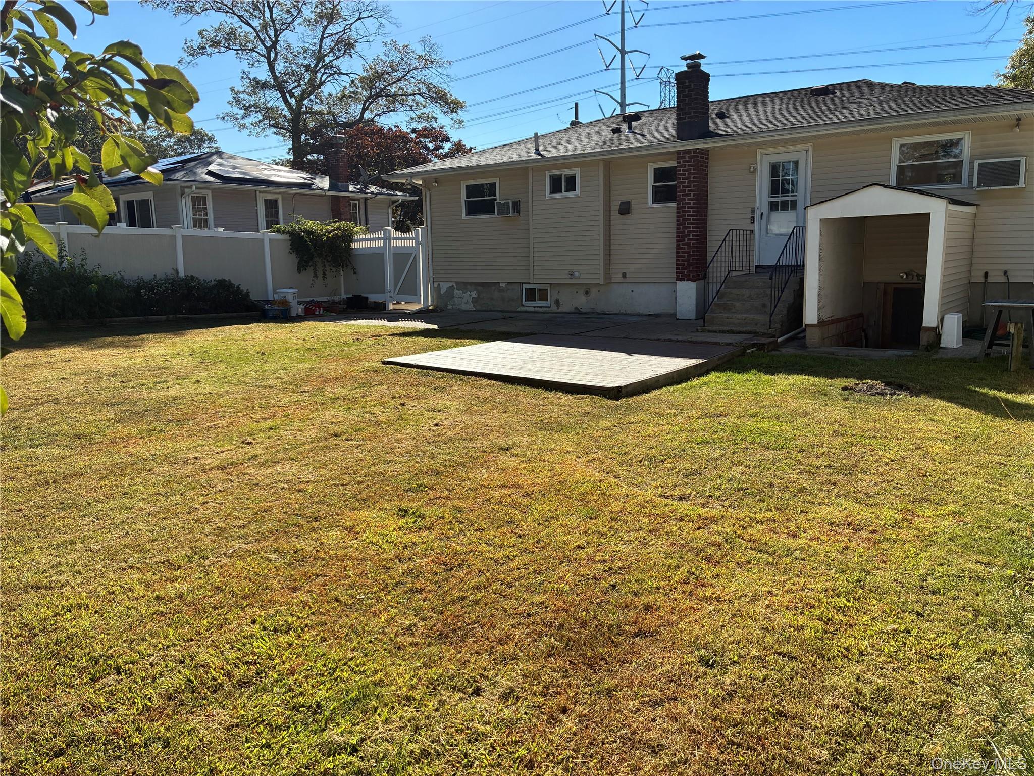 281 Fir Grove Road, Ronkonkoma, NY 11779