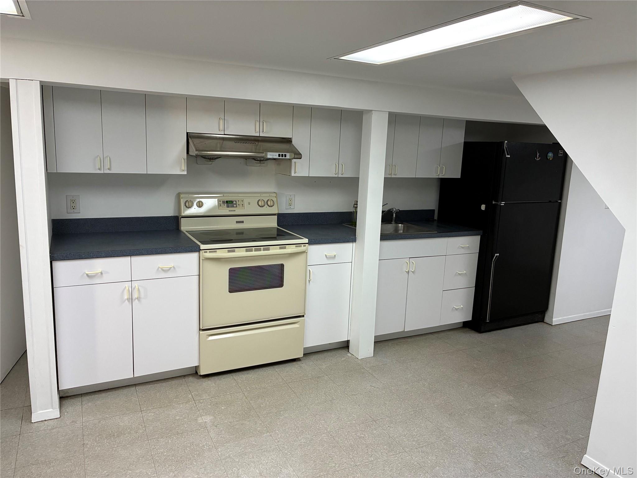 281 Fir Grove Road, Ronkonkoma, NY 11779