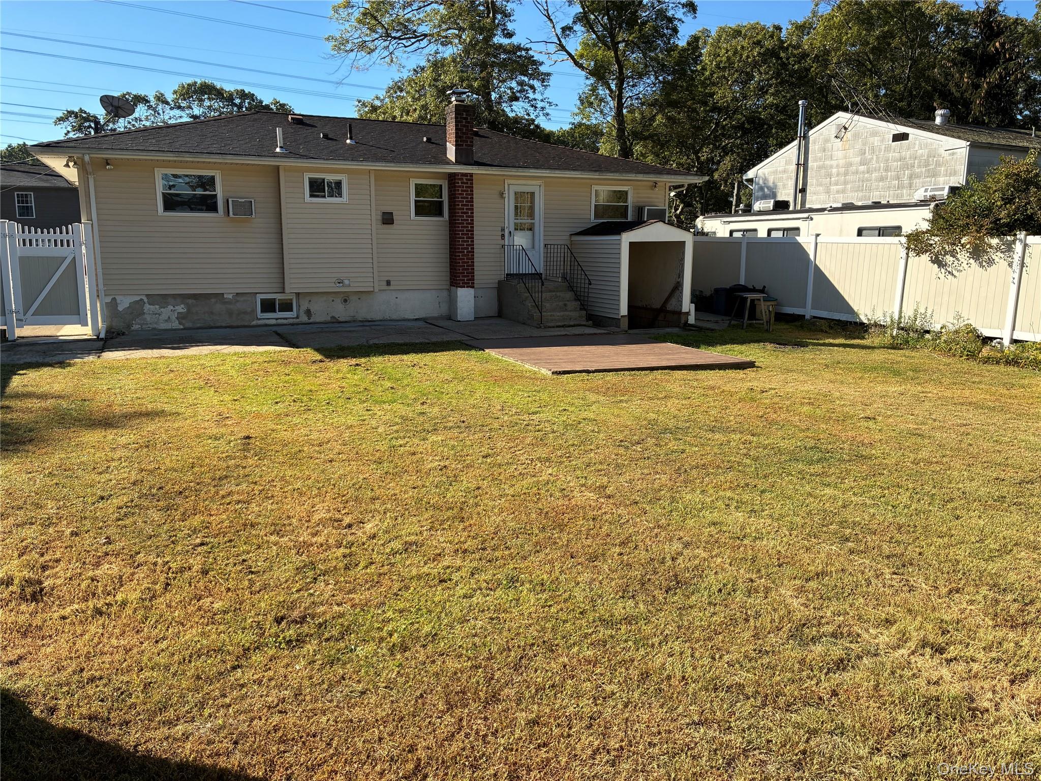 281 Fir Grove Road, Ronkonkoma, NY 11779