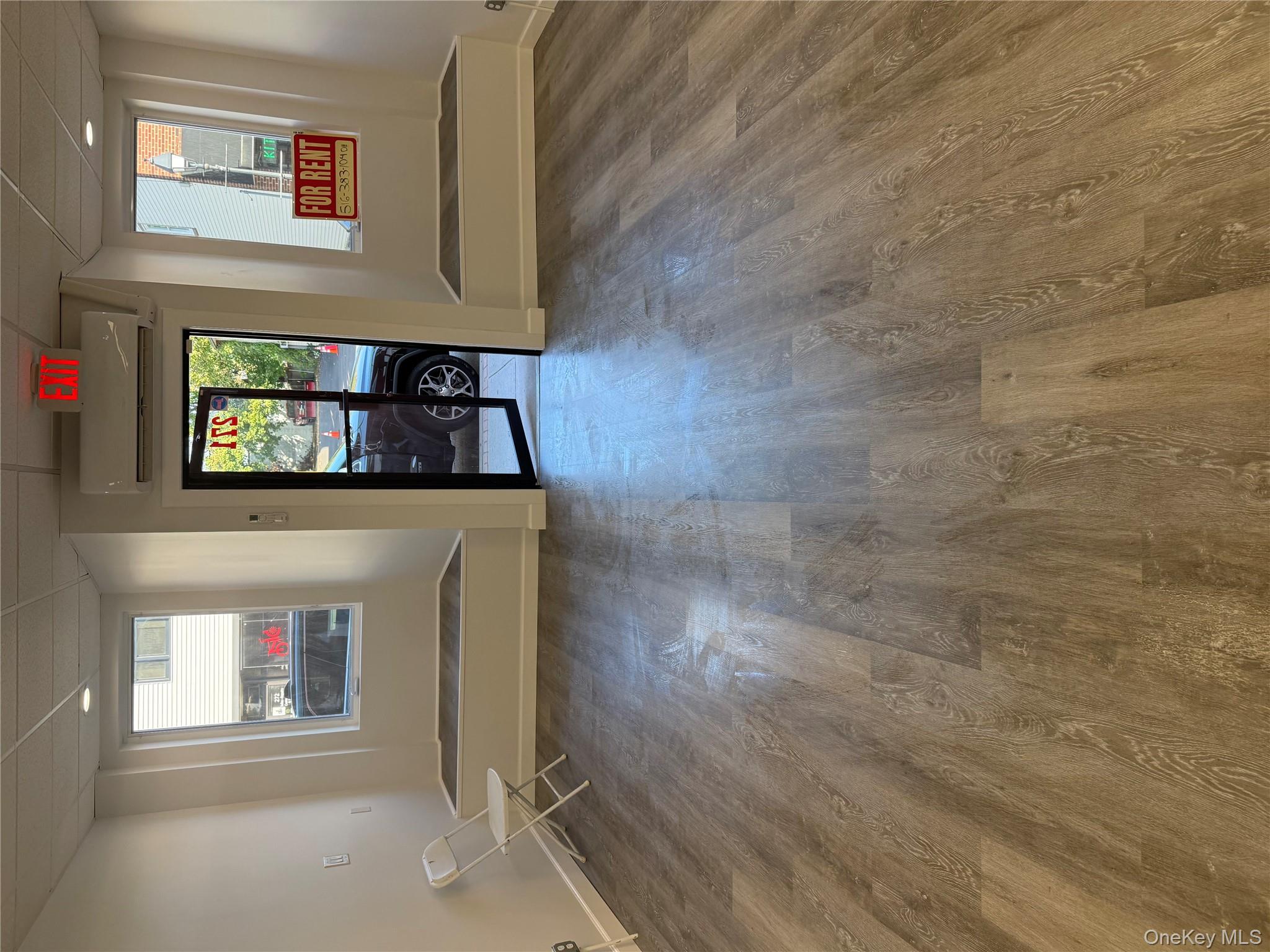 271 (267) Broadway, Bethpage, NY 11714