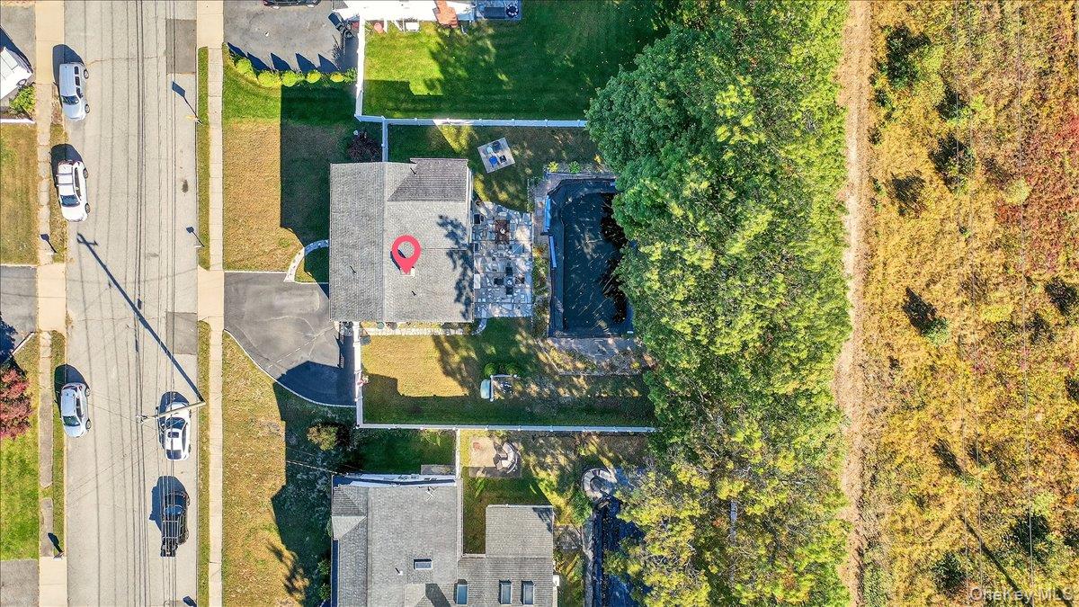 149 Avenue C, Holbrook, NY 11741